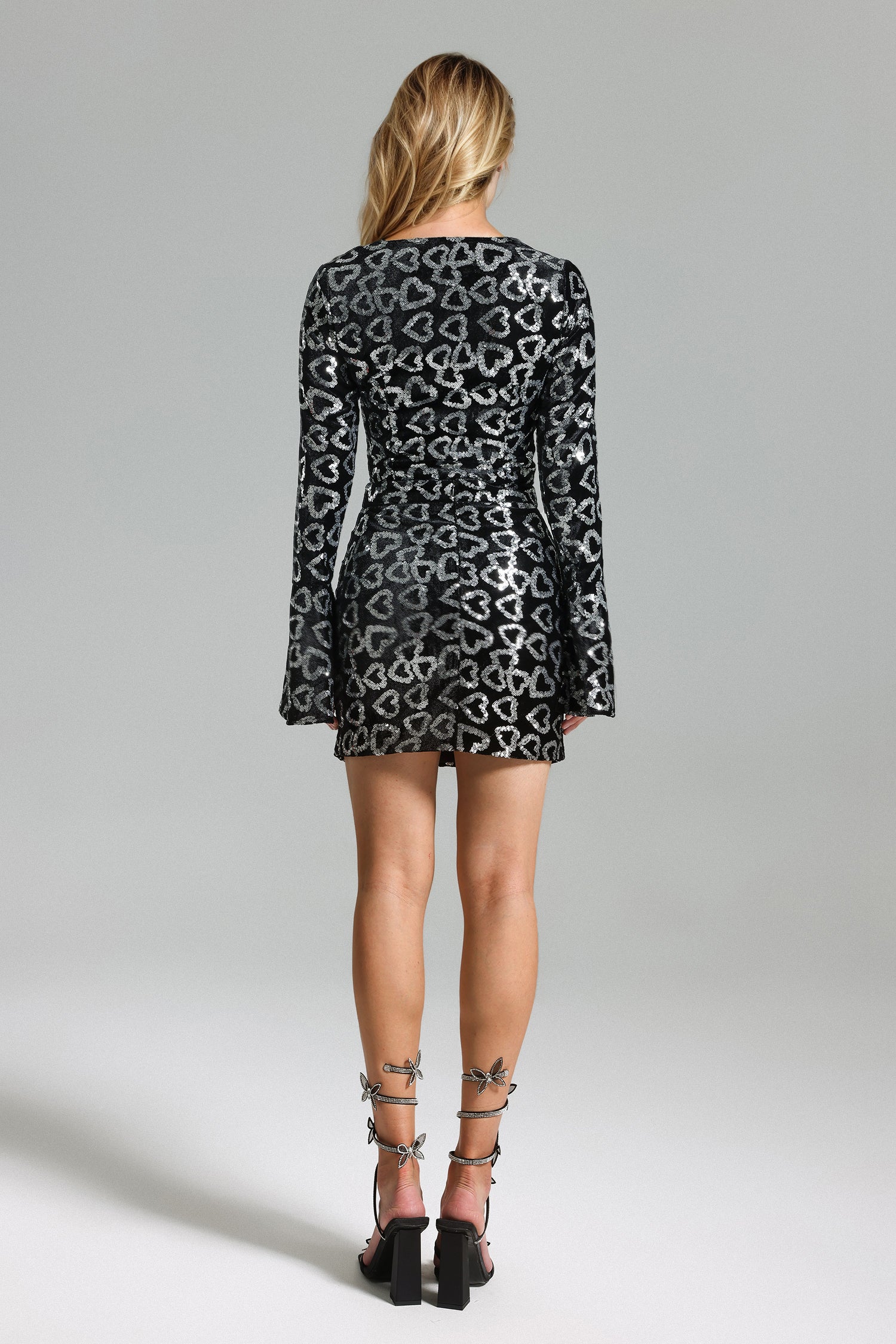 Kori Sequins V Neck Set - Black	