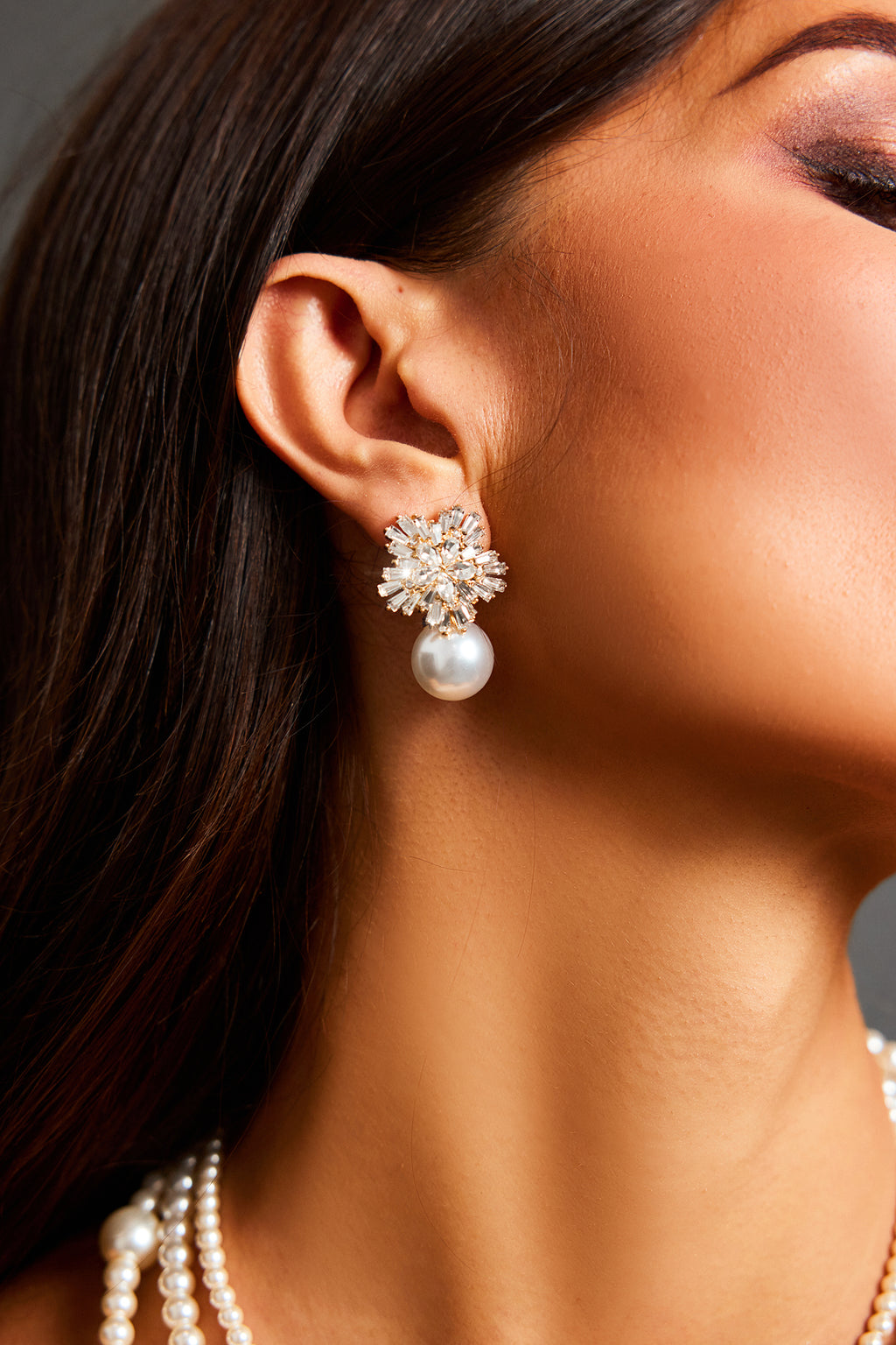 Zaha Diamond Pearl Earrings	