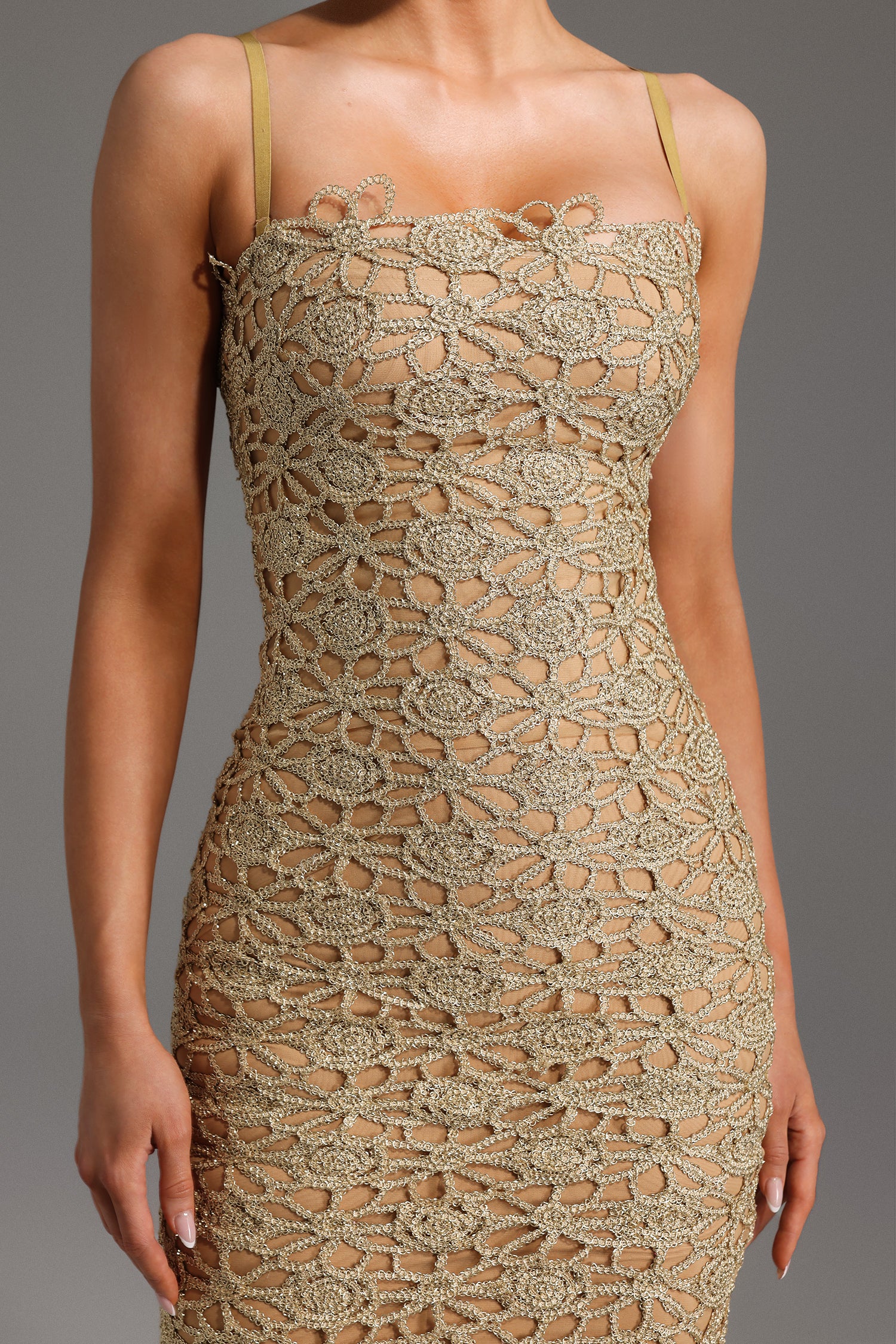 Lelia Sleeveless Hollow Out Slit Midi Dress	