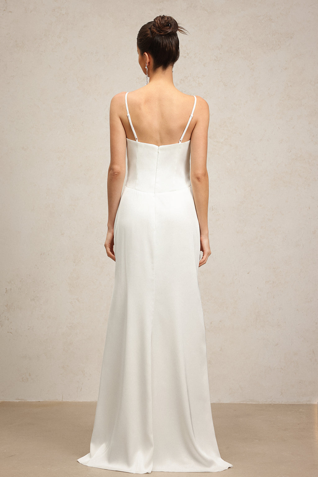 Yvonne Sleeveless V-Neck Flowers Flounce Maxi Dress	