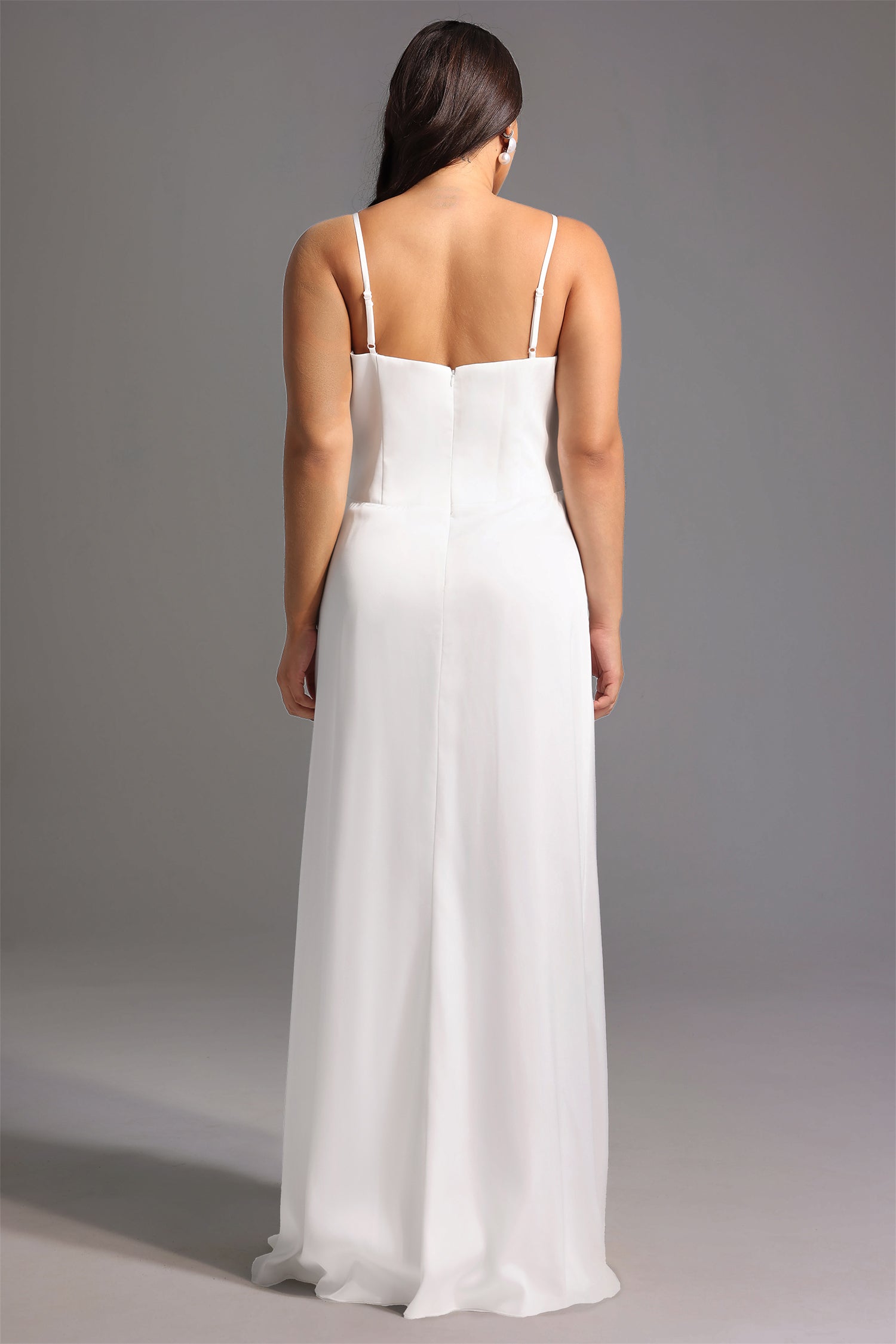 Yvonne Sleeveless V-Neck Flowers Flounce Maxi Dress	