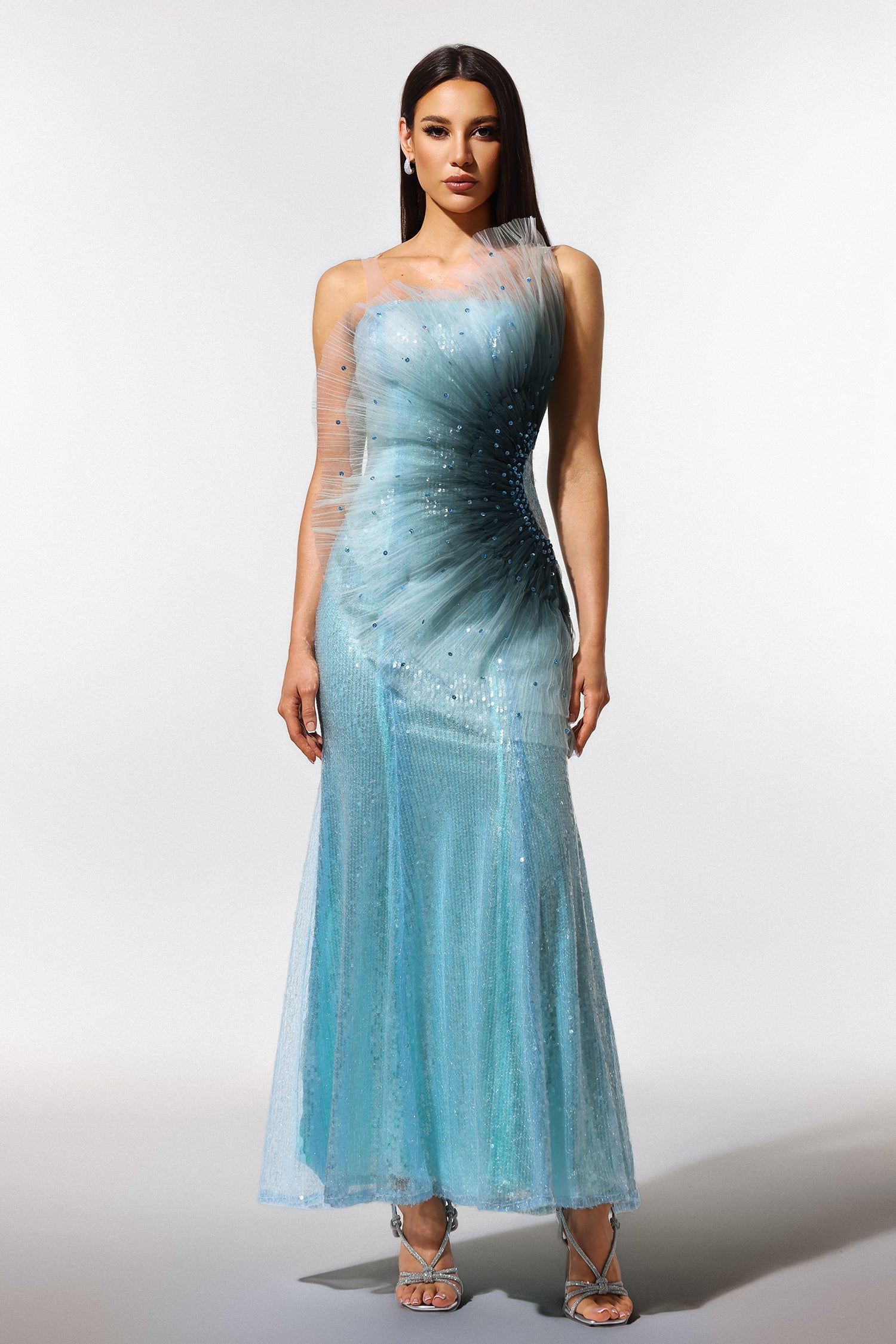 Kiwis Sleeveless Fish Tail Sequins Maxi Dress	