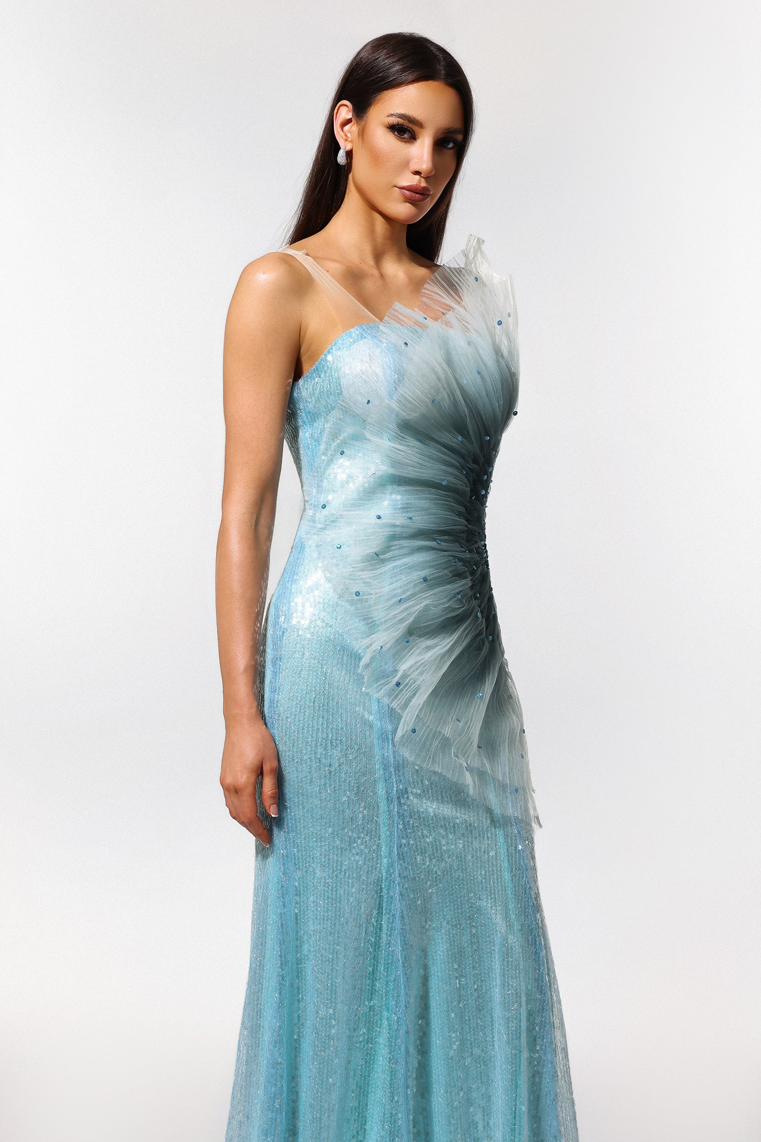 Kiwis Sleeveless Fish Tail Sequins Maxi Dress	