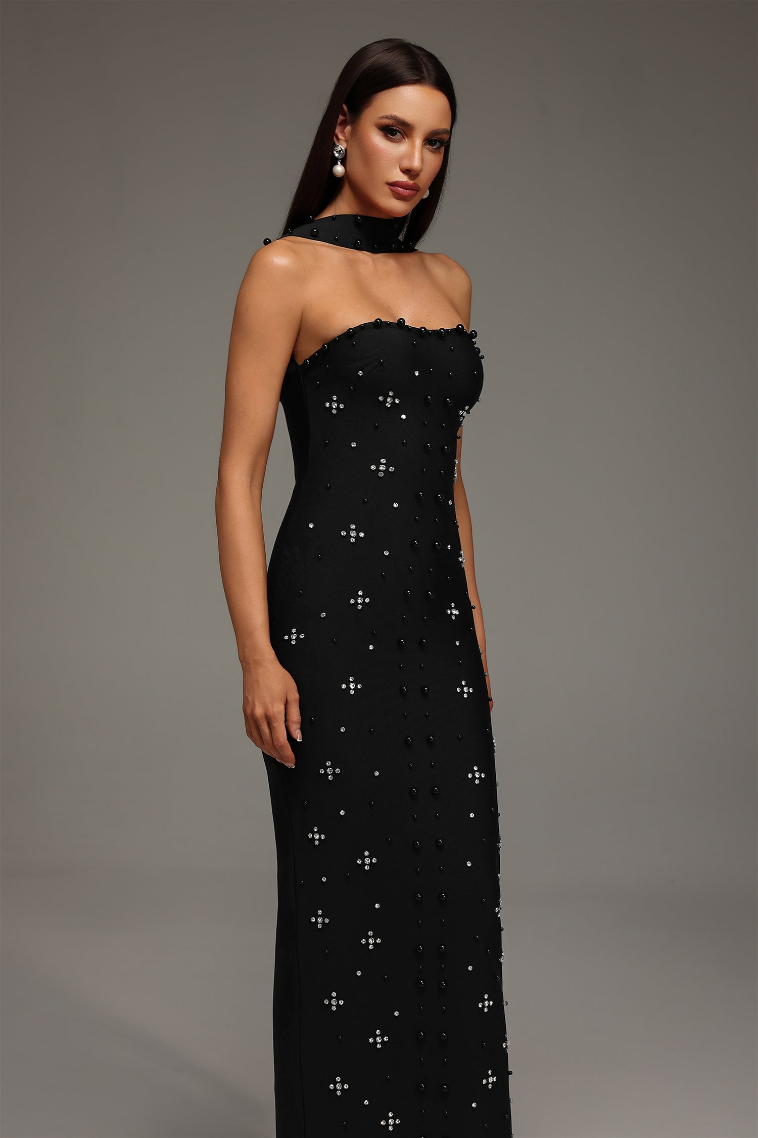 Nesya Sleeveless Pearl Bandage Maxi Dress	