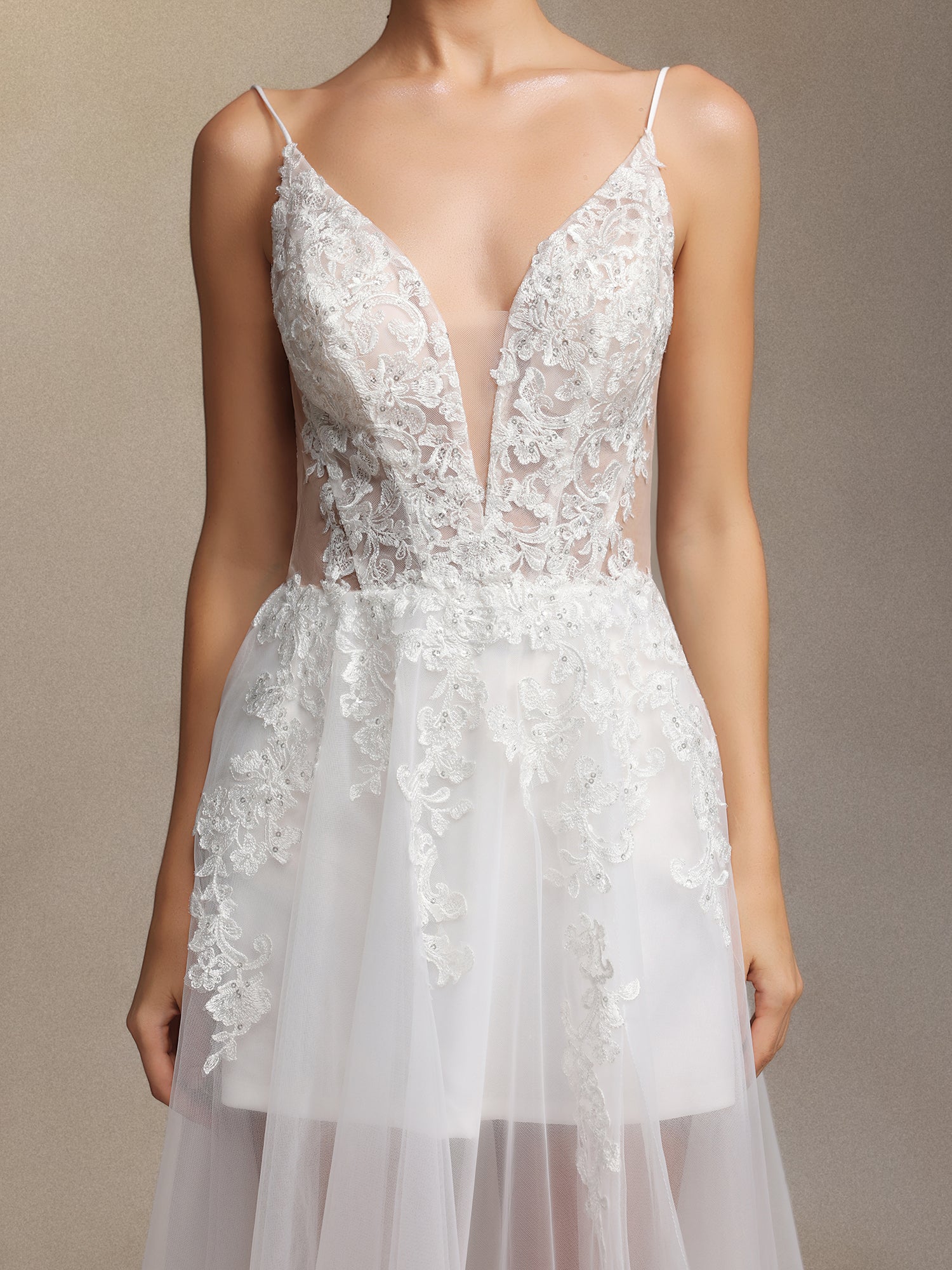 Xaler Halter straps V-neck slit lace mesh maxi wedding dress	
