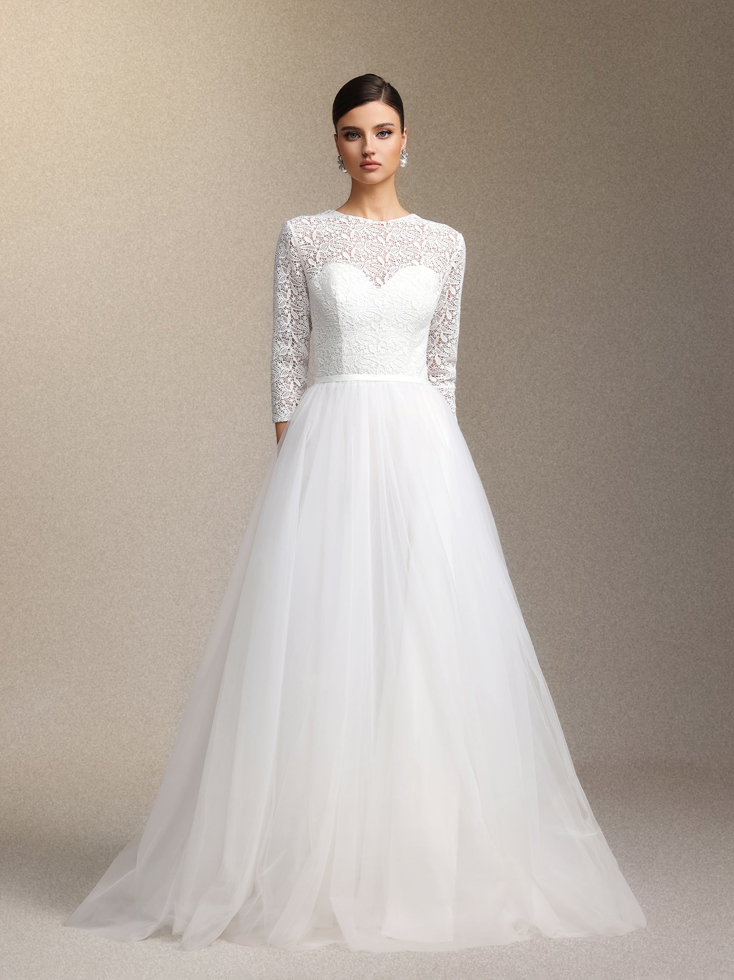 Lace tulle long-sleeved long-length wedding dress	