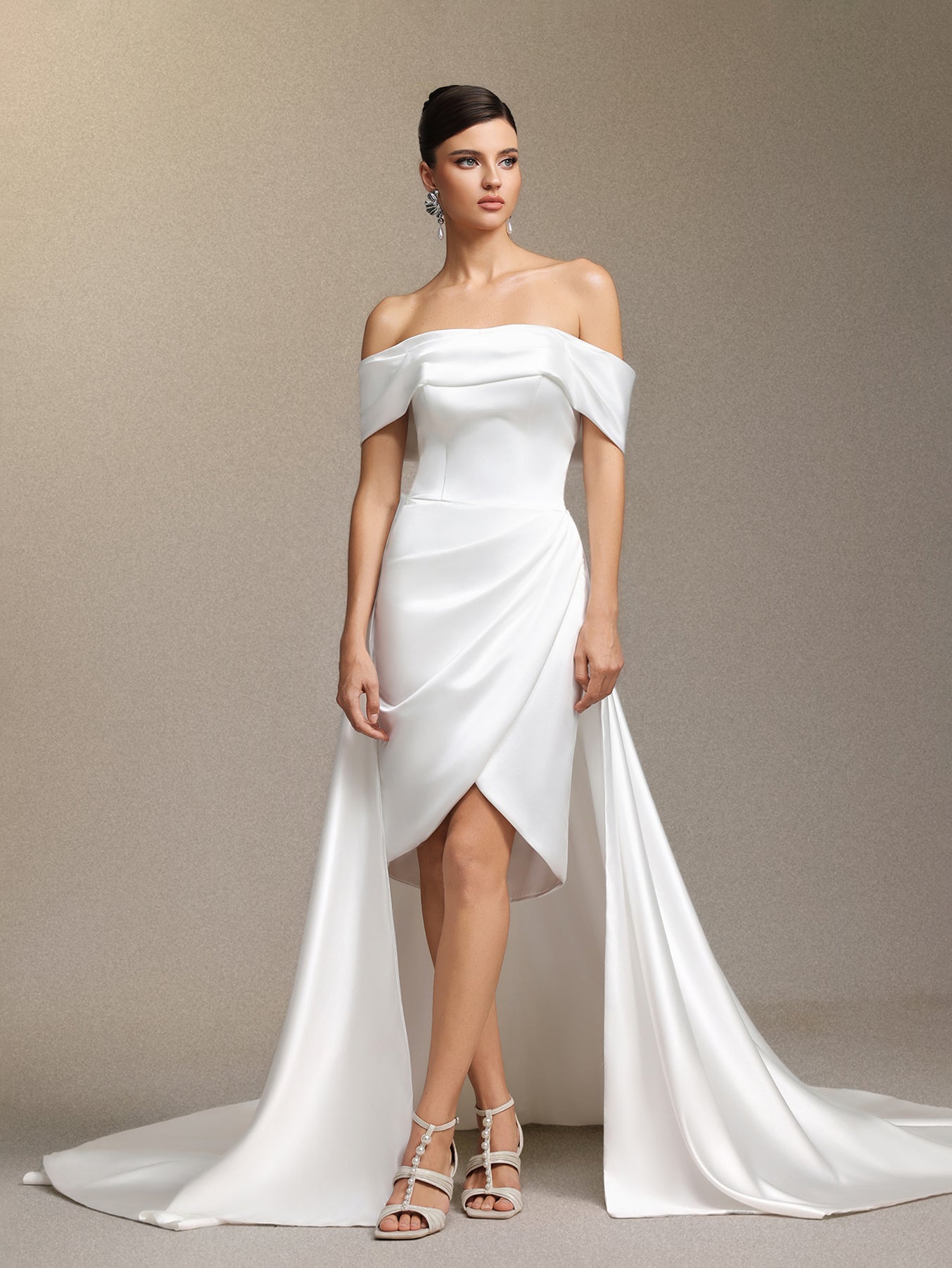 Marris One-shoulder detachable maxi wedding dress	
