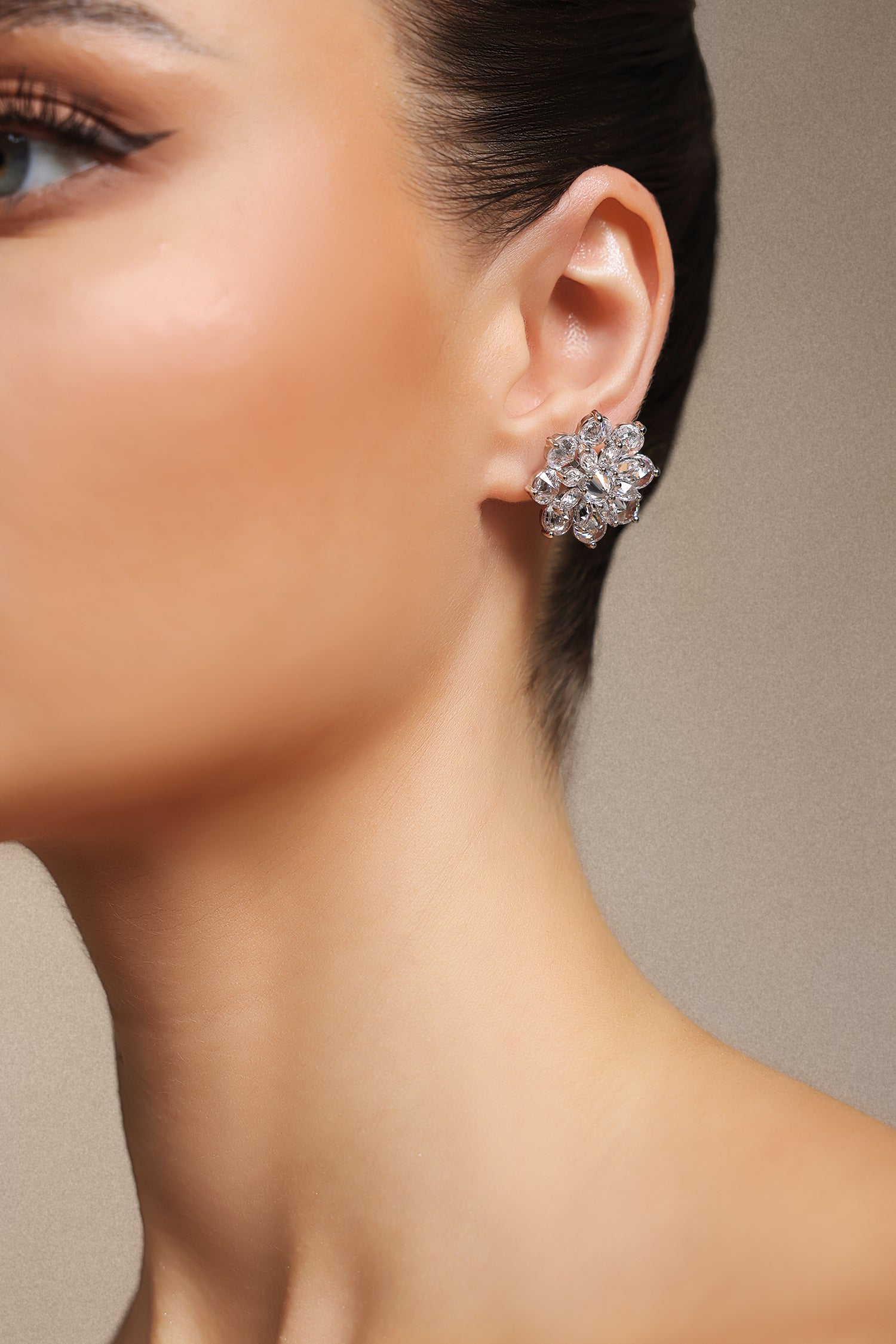Vla Flower Diamond Earrings	