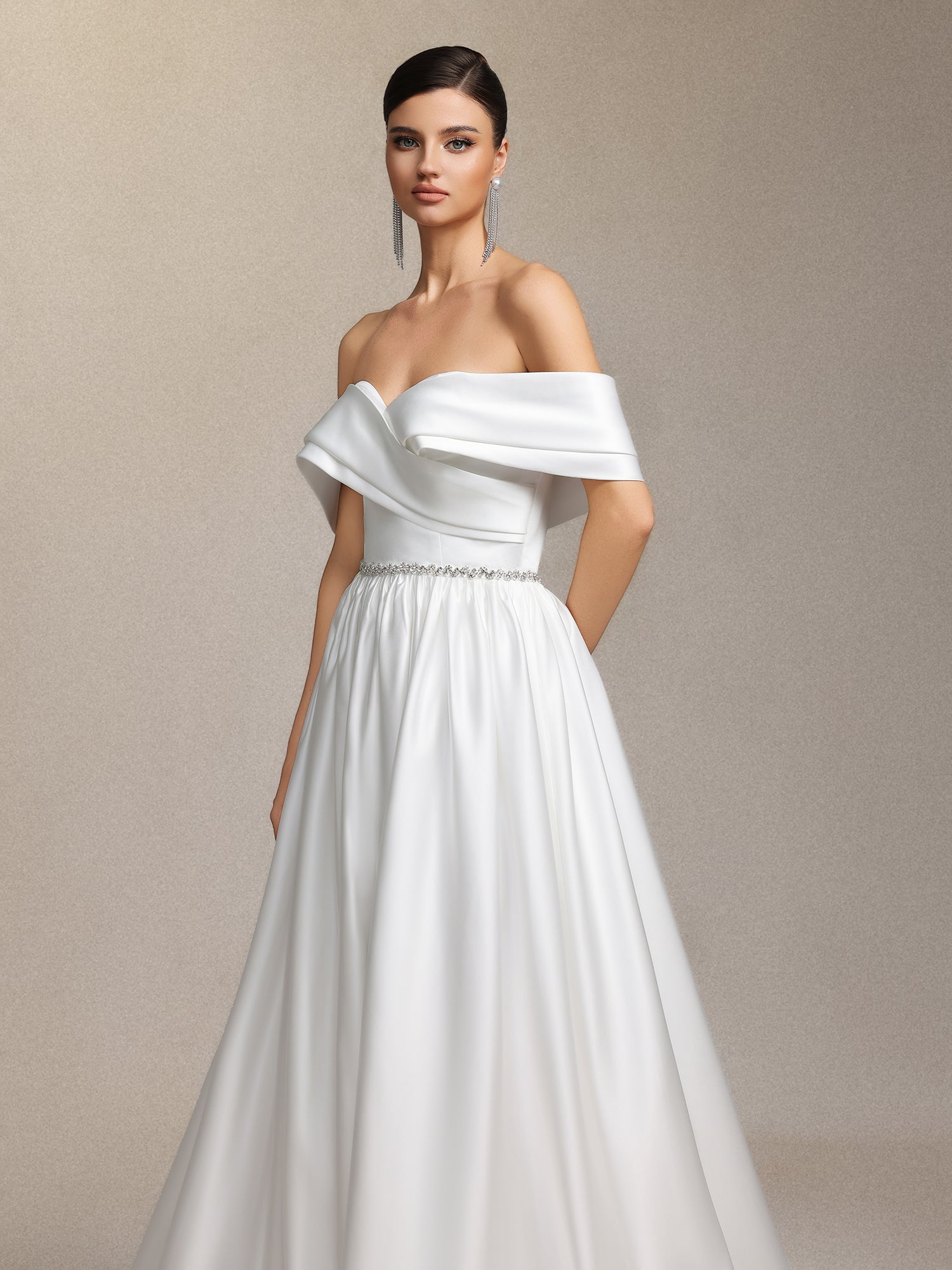 Sefa One-shoulder maxi style wedding dress	