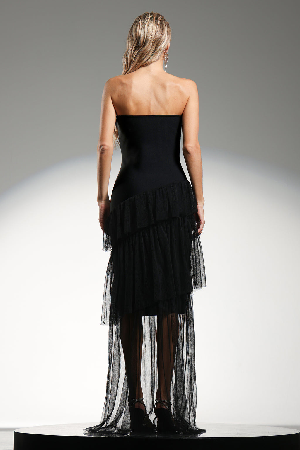 Lunia Sleeveless Diamond Ruffle Bandage Maxi Dress	