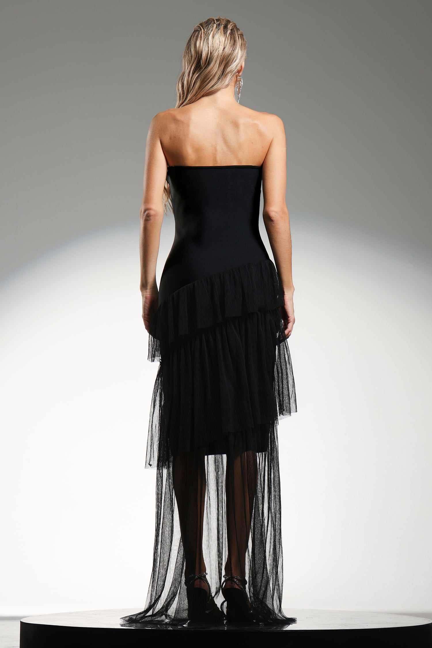 Lunia Sleeveless Diamond Ruffle Bandage Maxi Dress	