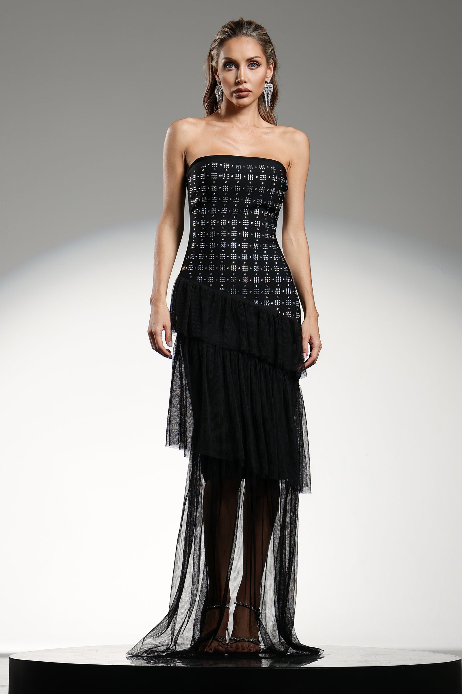 Lunia Sleeveless Diamond Ruffle Bandage Maxi Dress	