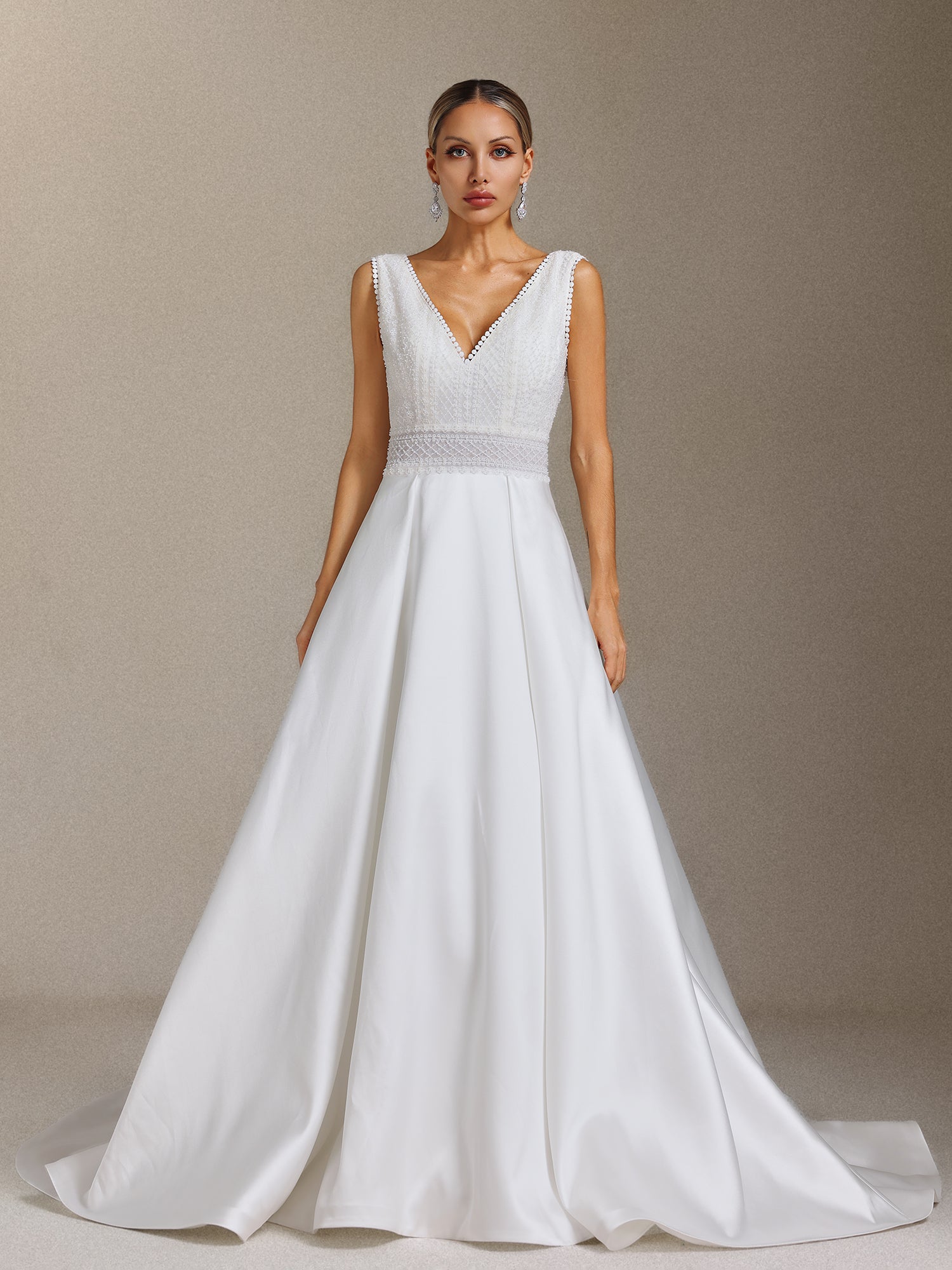 Yalyka Deep V-neck sleeveless high-waisted wedding maxi dress	