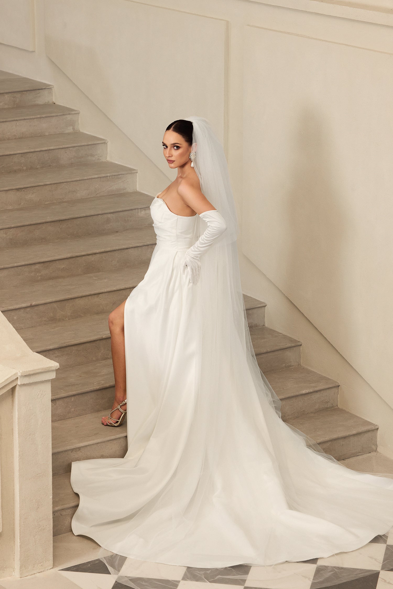Yahir Strapless and slit wedding maxi dress	