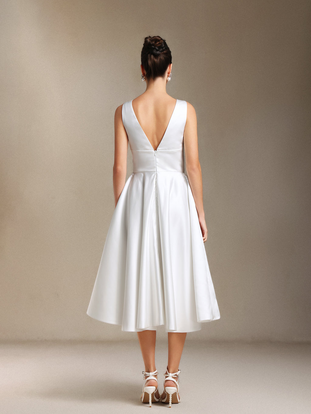 Salacia V-neck Three-dimensional cutting A-shaped Mini wedding dress	