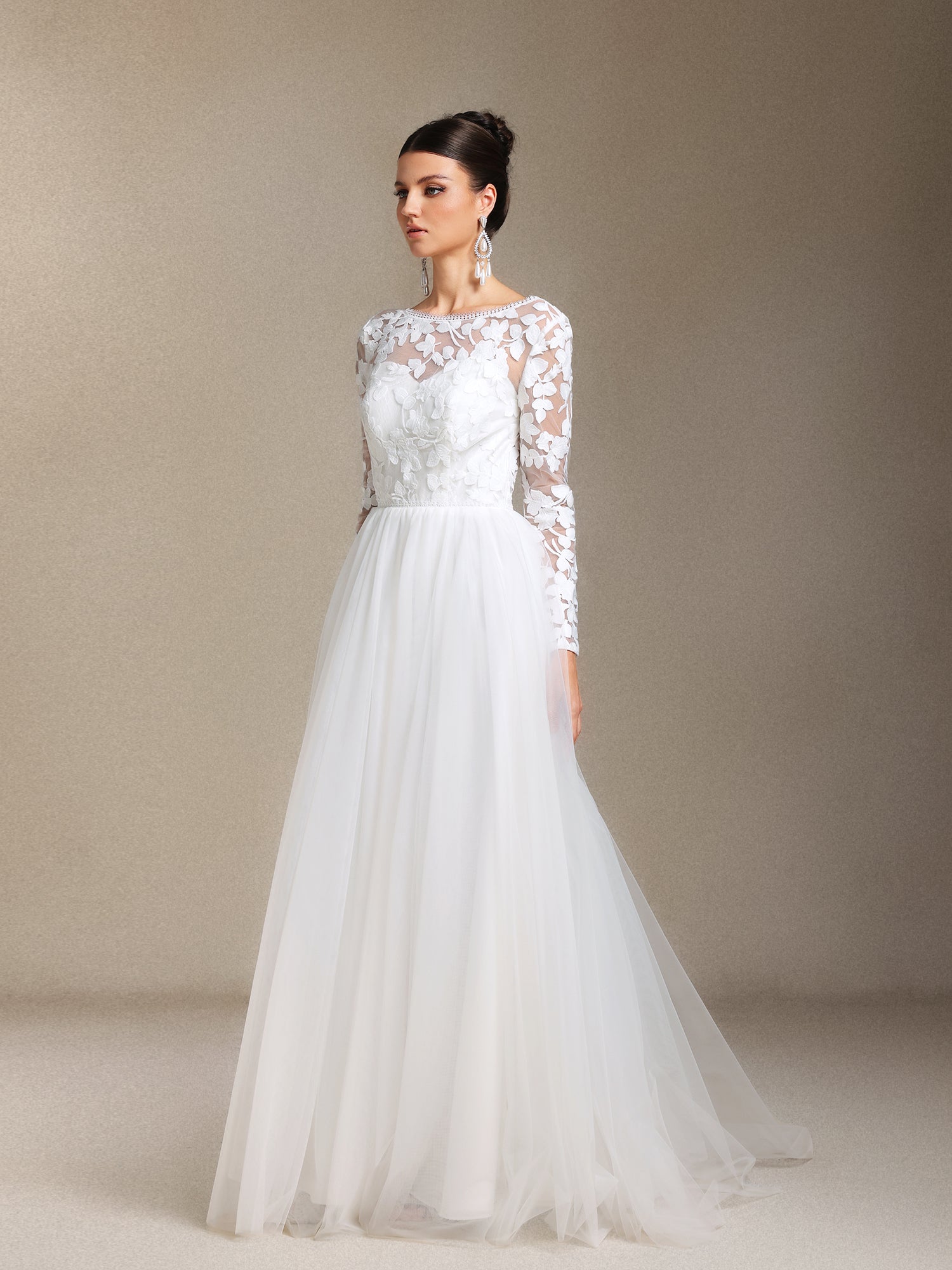Gilda Long sleeves LaceMesh yarn Trailing maxi wedding dress	