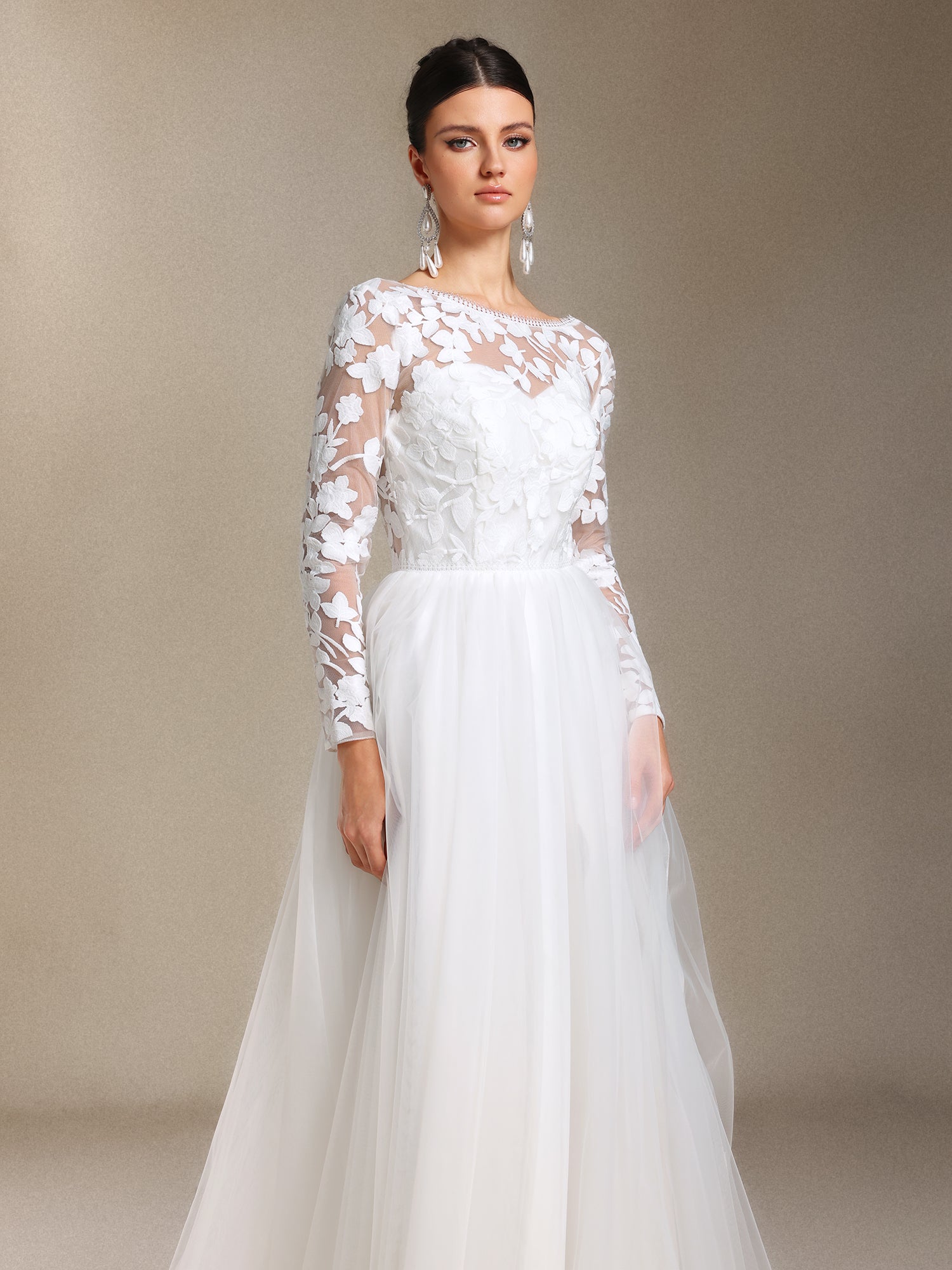 Gilda Long sleeves LaceMesh yarn Trailing maxi wedding dress	