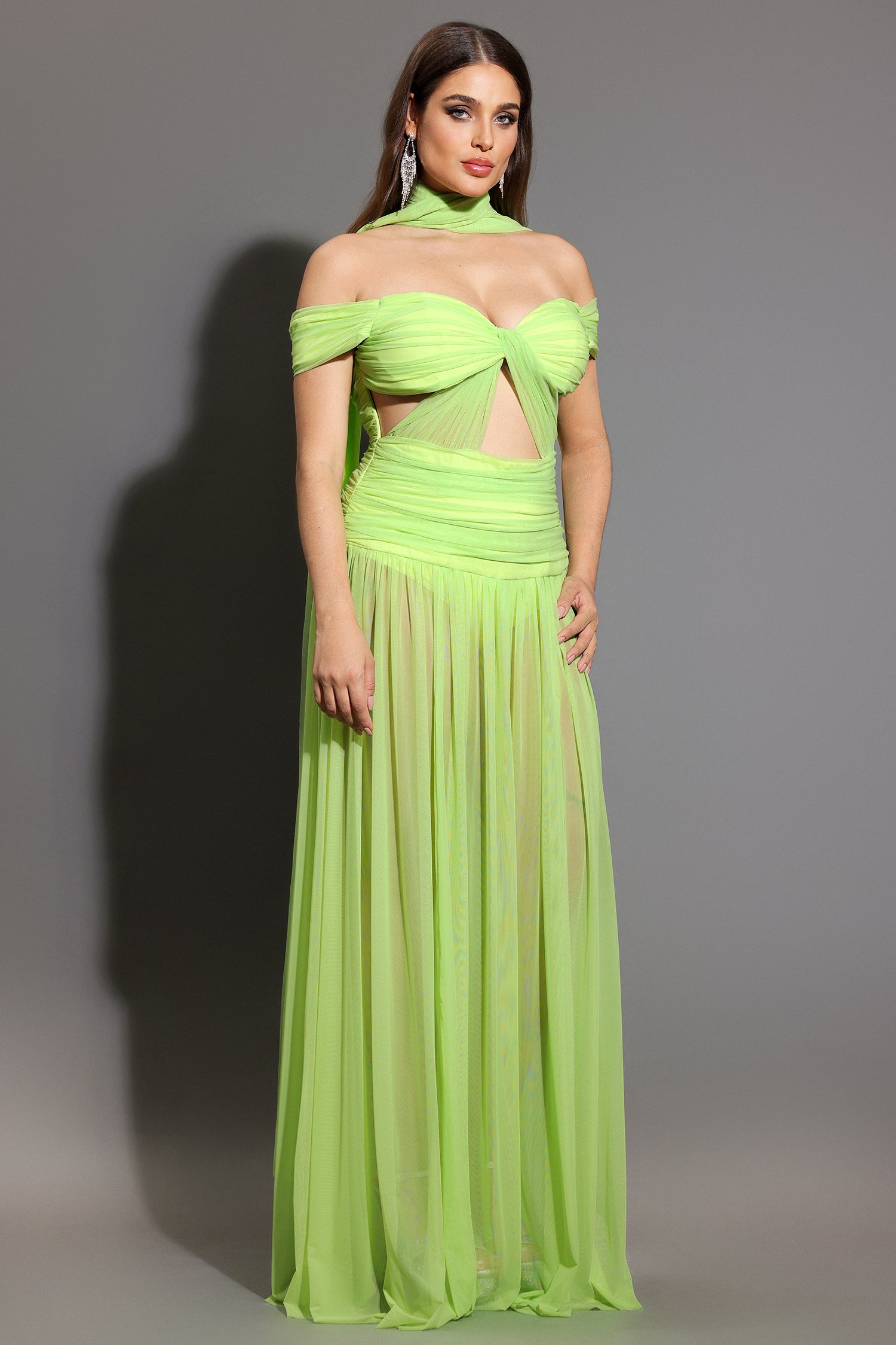 Peoph Off-The-Shoulder Hollowed Out Maxi Dress	
