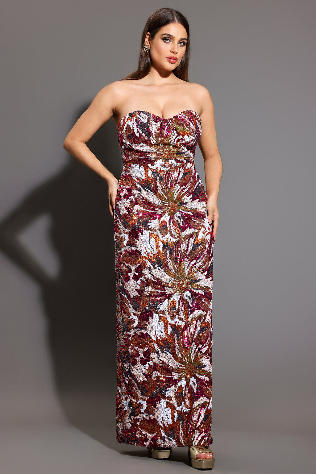Locia Sleeveless Sequins Maxi Dress	