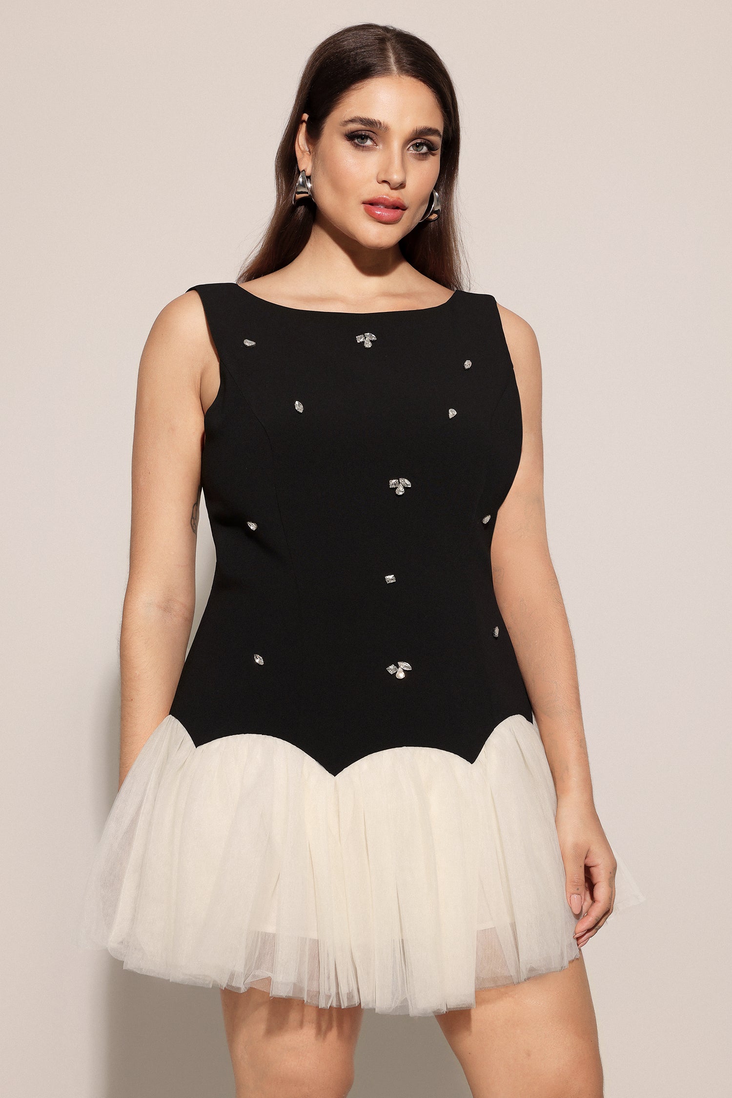 Salamo Sleeveless Diamond Mini Dress	