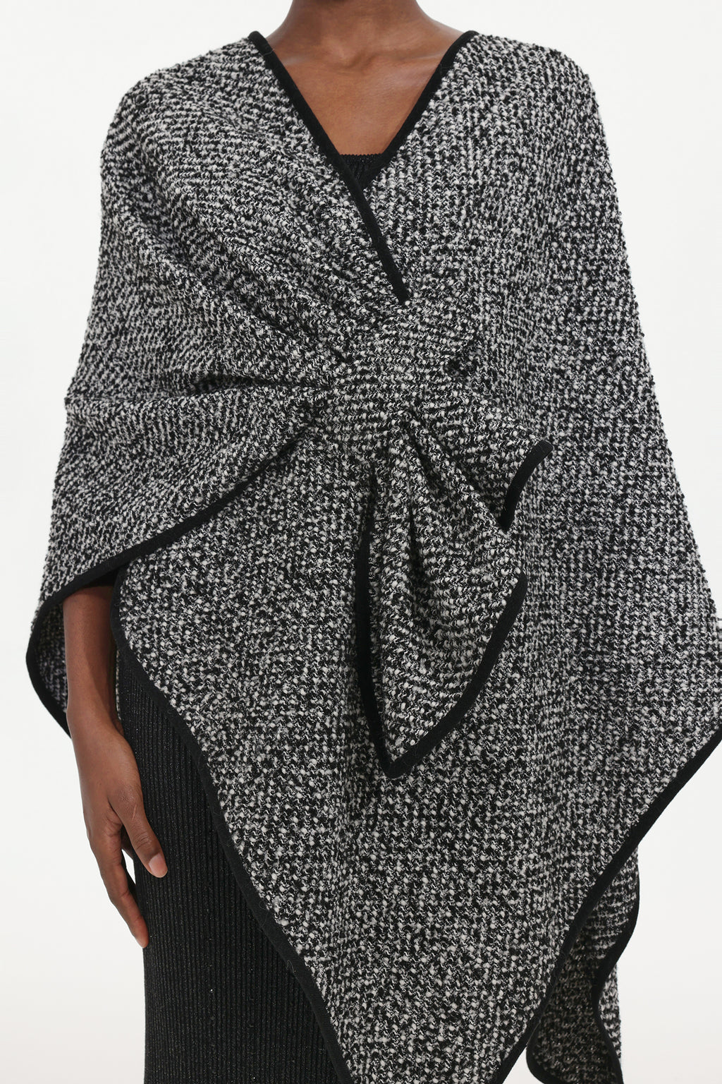 Erele Classic Flowy Knit Asymmetric Cape	