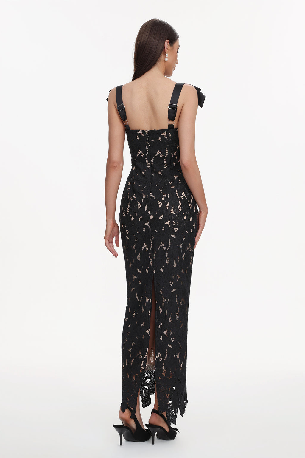 Lucretia Sleeveless Lace Bow Maxi Dress	