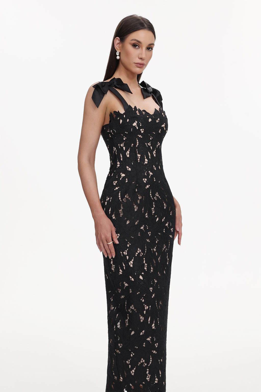 Lucretia Sleeveless Lace Bow Maxi Dress	