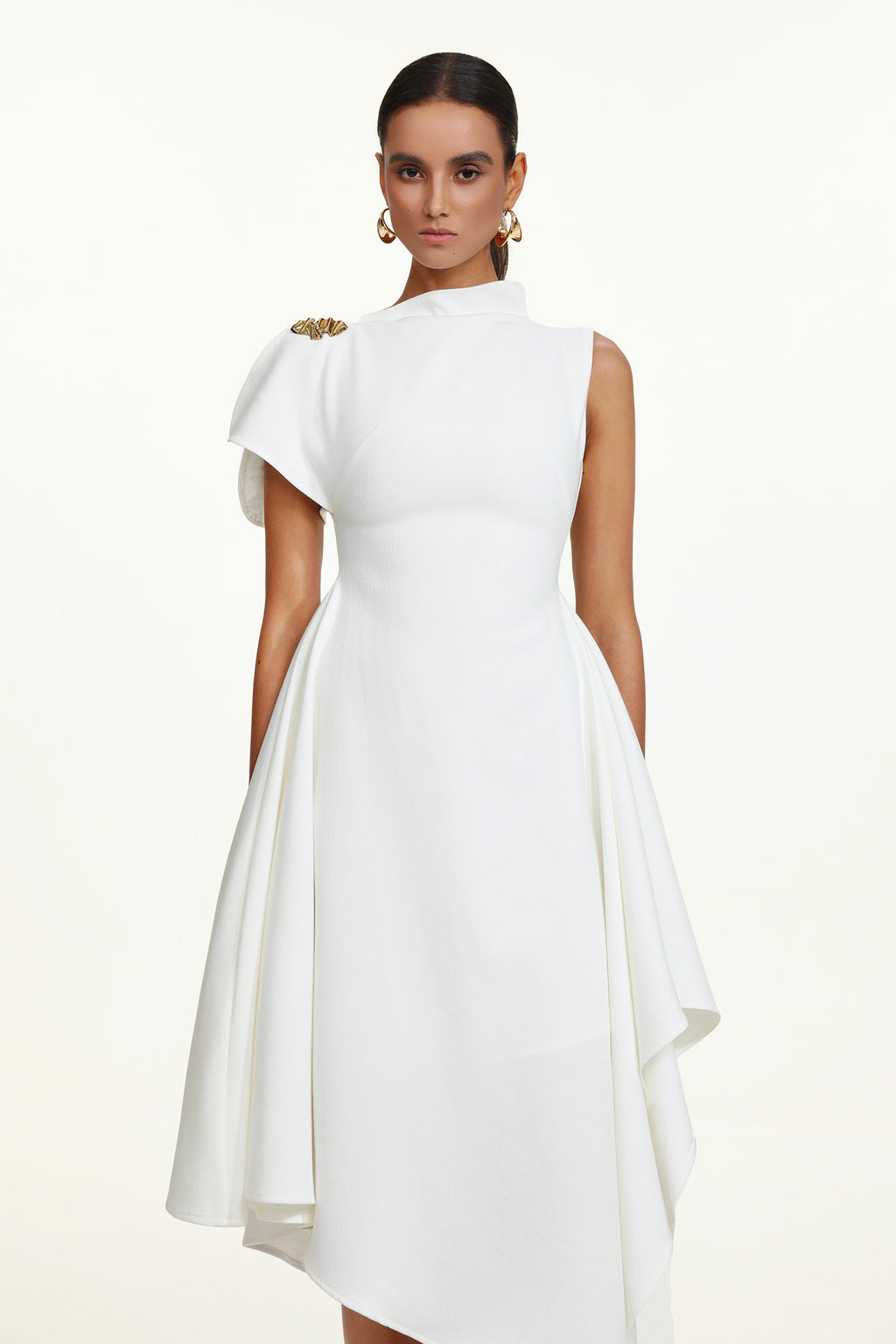 Weren Elegant Contour High Neck Asymmetric Maxi Dress	