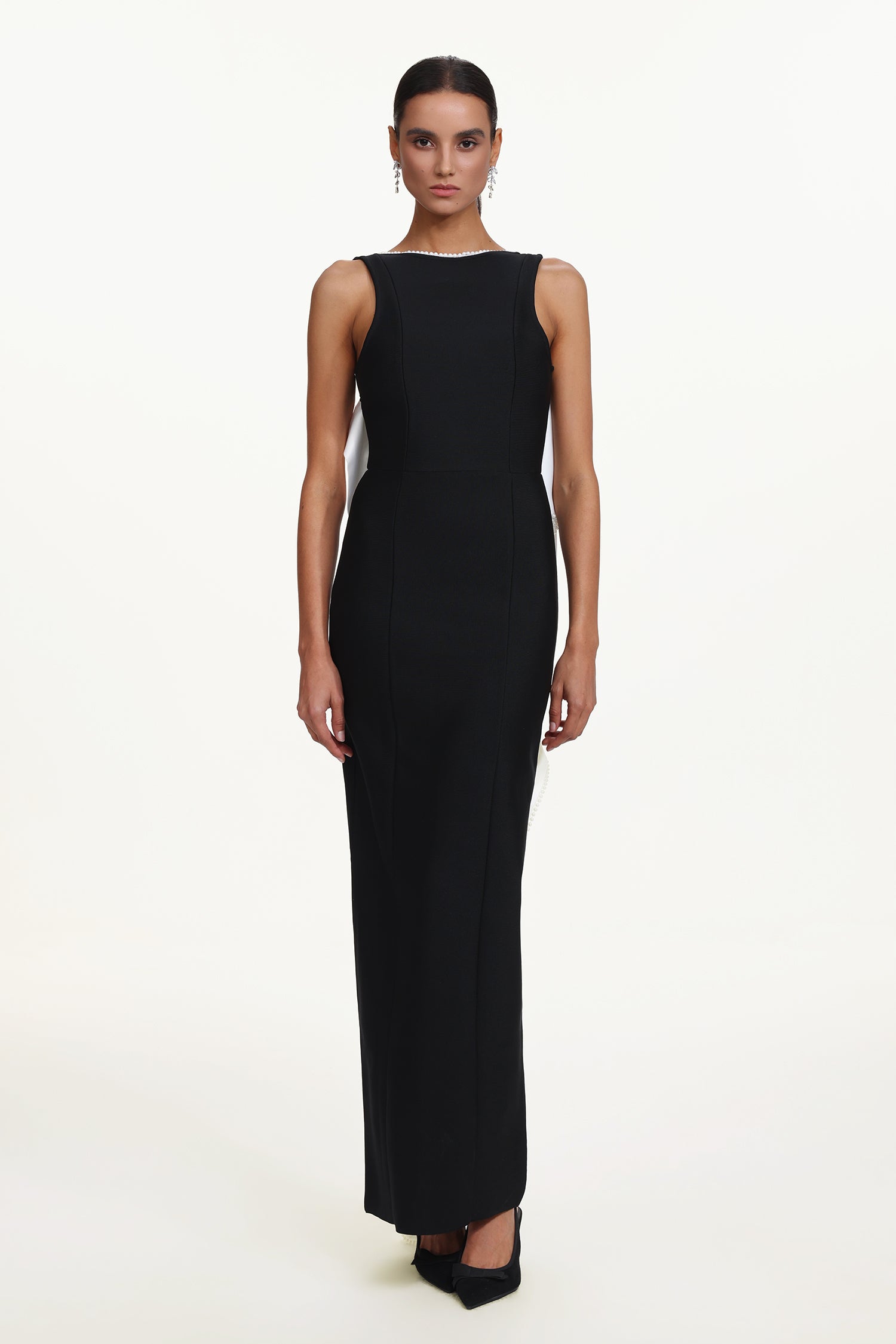 Sakude Elegant Contour Sleeveless Open Back Pearl Bow Maxi Dress	