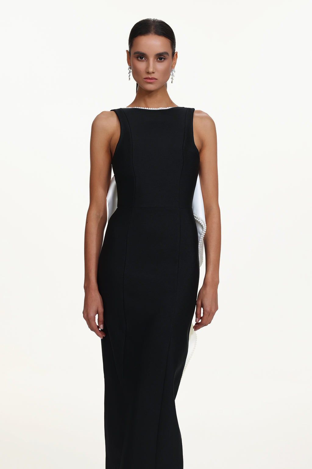 Sakude Elegant Contour Sleeveless Open Back Pearl Bow Maxi Dress	