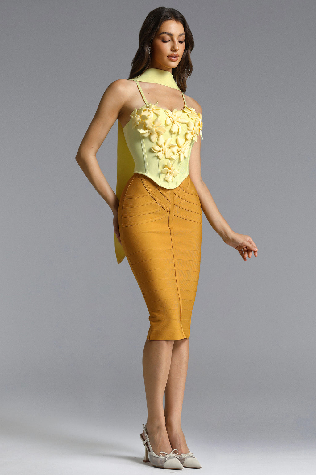 Sada Sexy Contour Flower Ribbon Bandage Top	