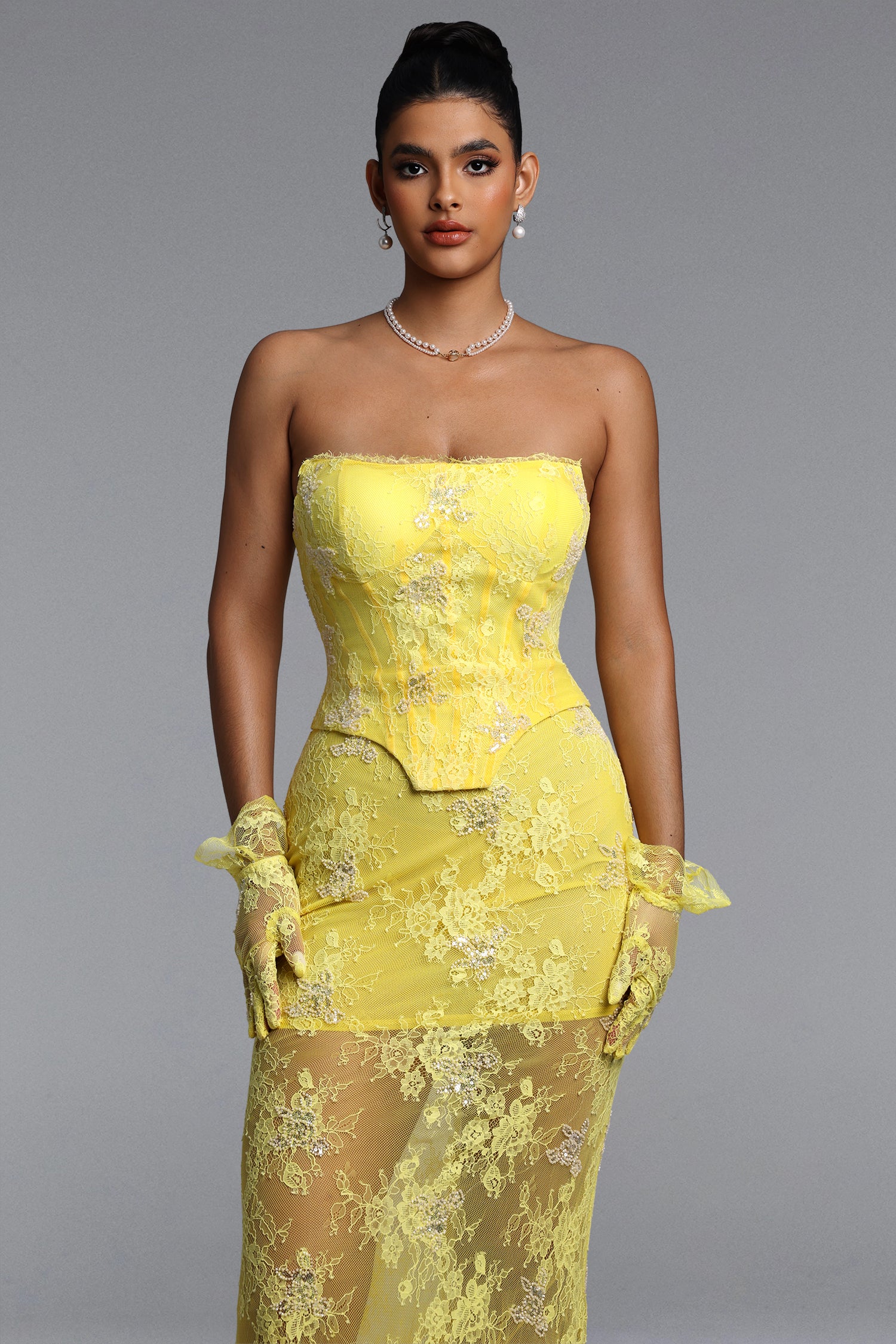 Oiala Romantic Contour Strapless Lace Corset Maxi Dress	