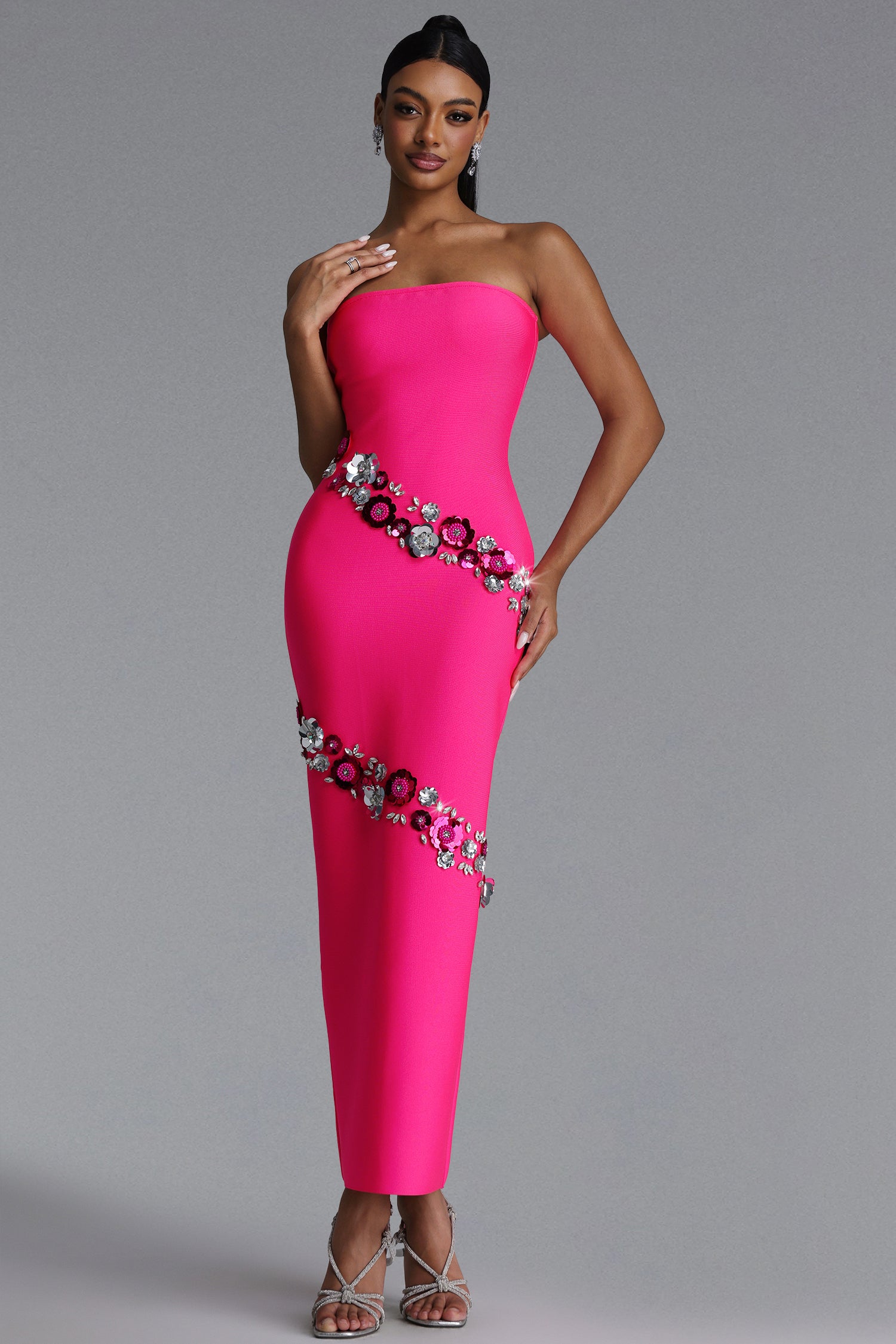Valo Romantic Contour Strapless Sequin Floral Bandage Maxi Dress	