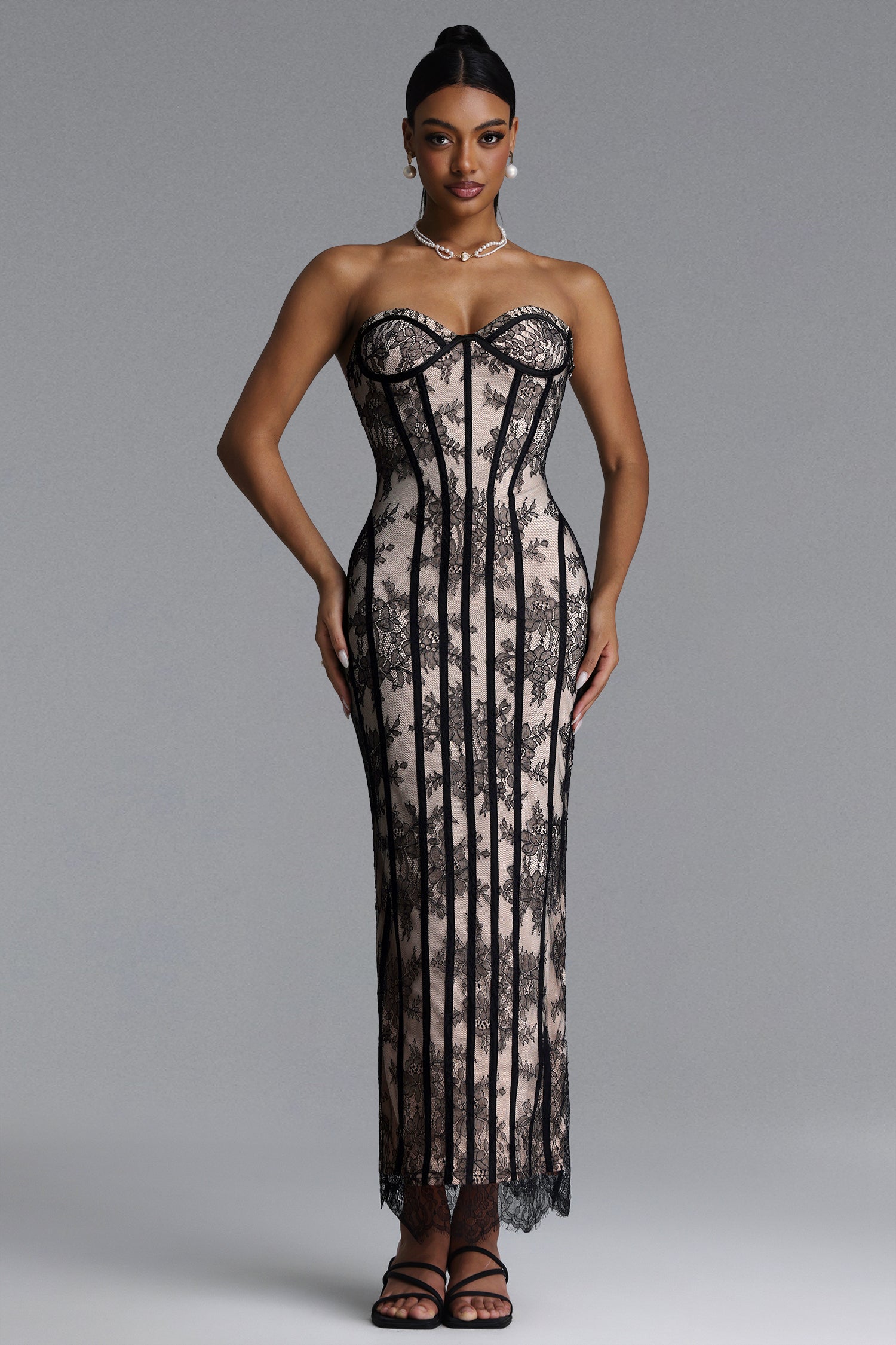 Quanha Romantic Tailored Strapless Lace Maxi Dress	