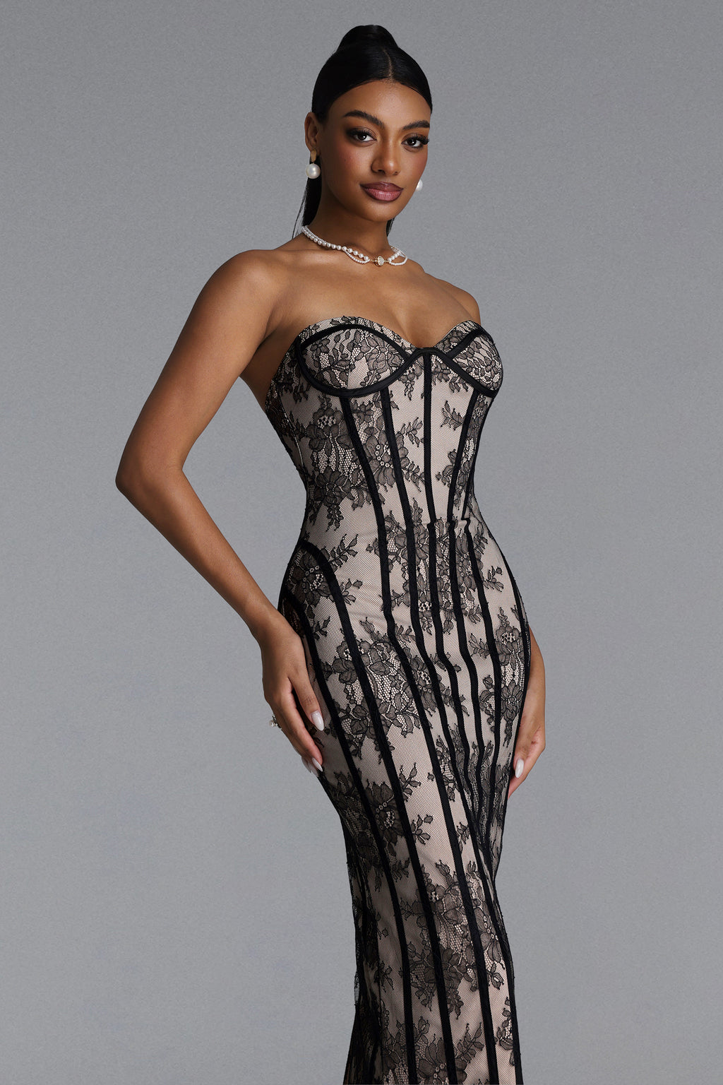 Quanha Romantic Tailored Strapless Lace Maxi Dress	