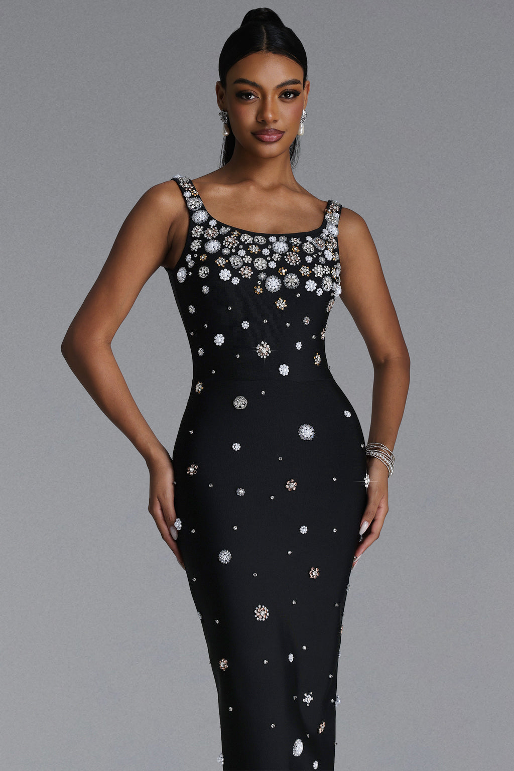 Jellay Glamorous Contour Rhinestone Buttoned Bandage Maxi Dress	
