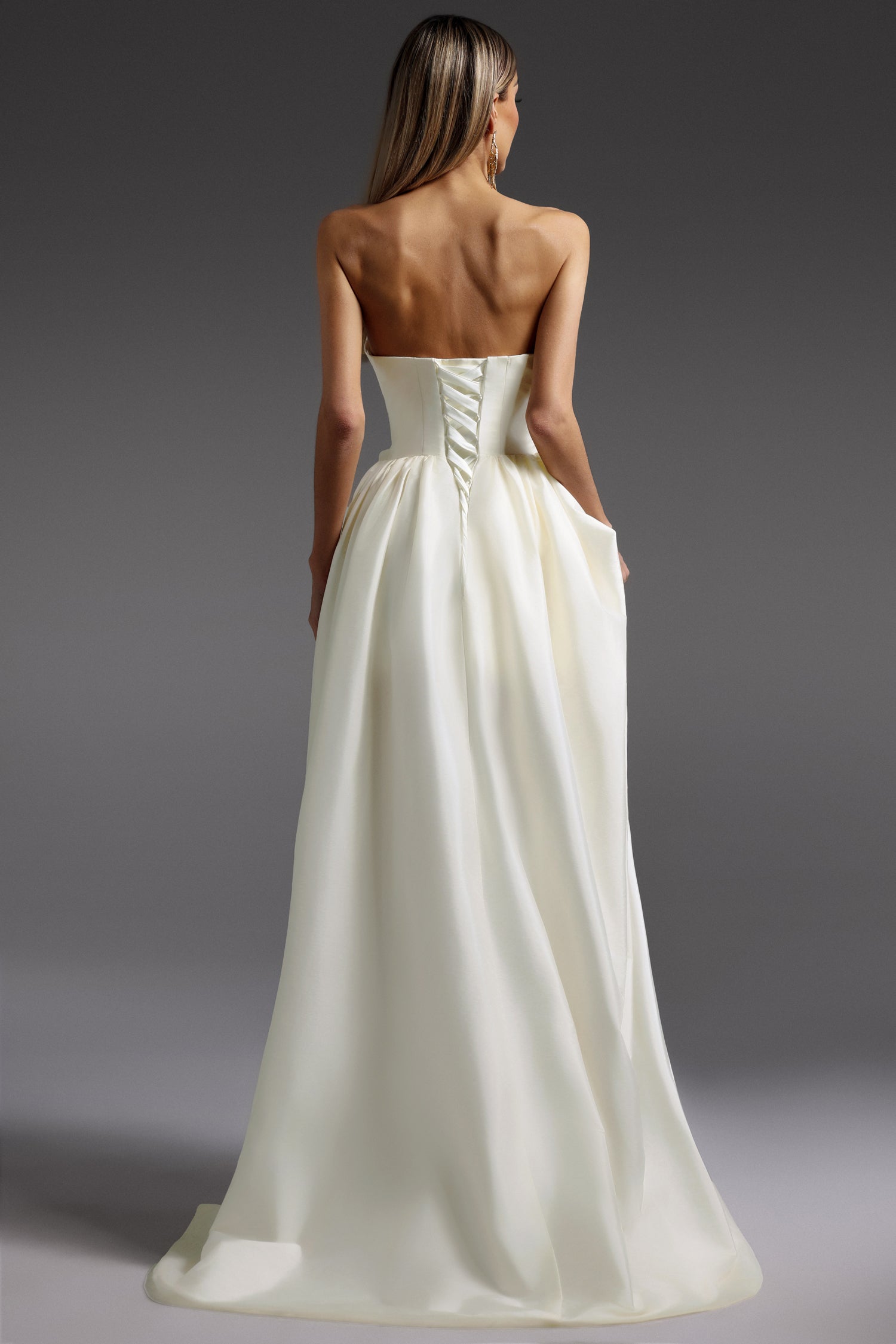 Tabitha Sleeveless Flowers Trailing Maxi Dress	