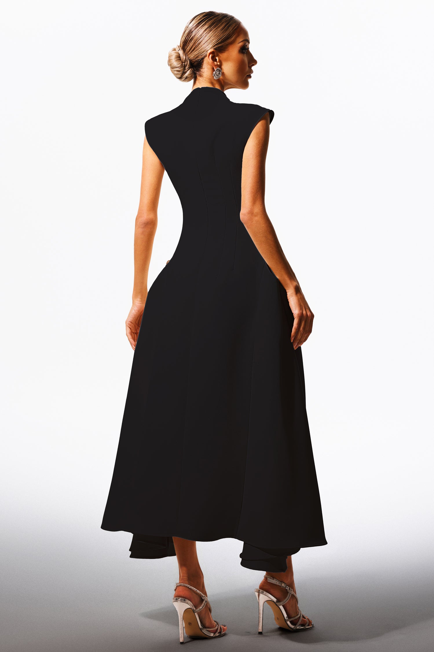 Paca Choker Sleeveless Maxi Dress	