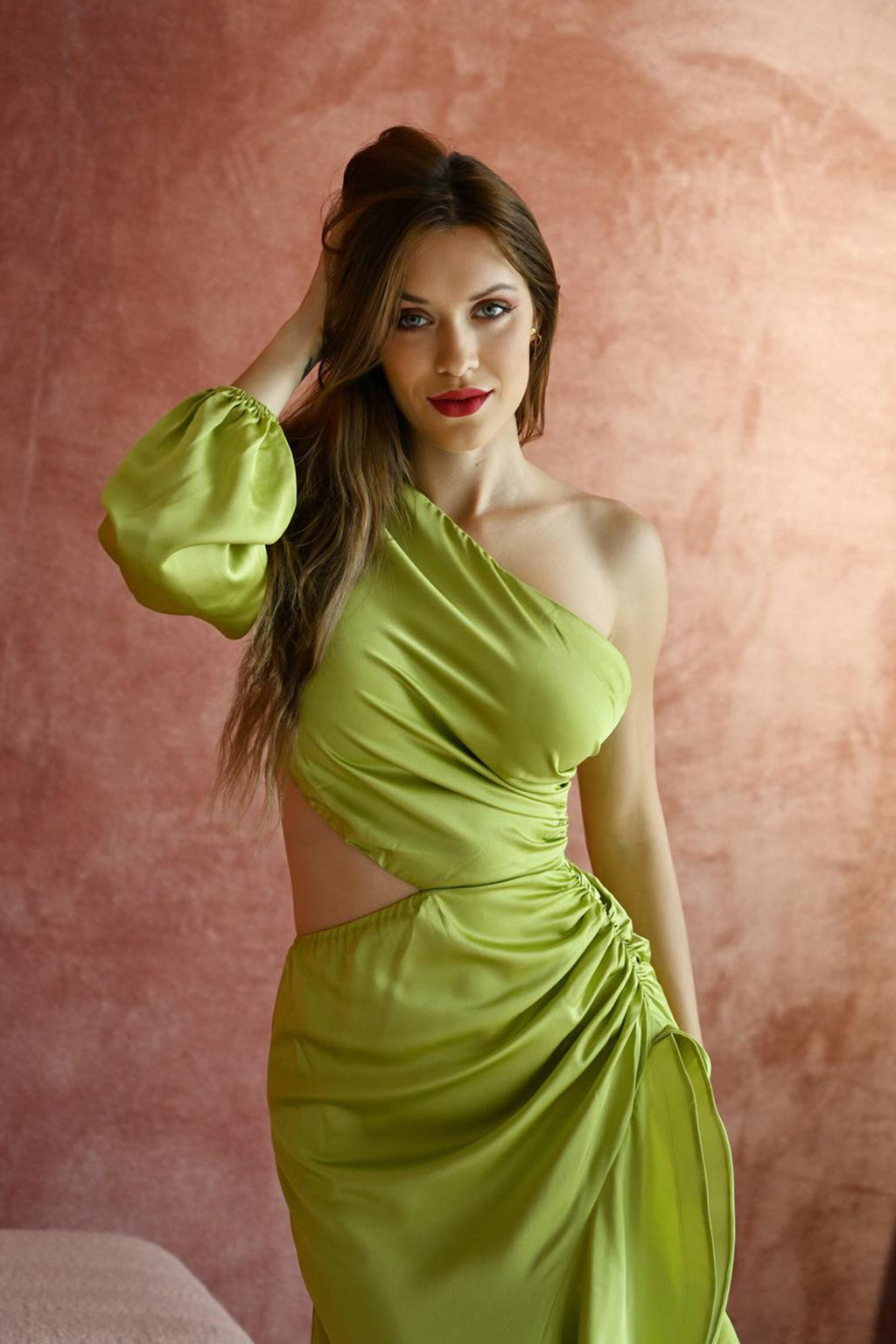 Beren One Shoulder Satin Maxi Dress	