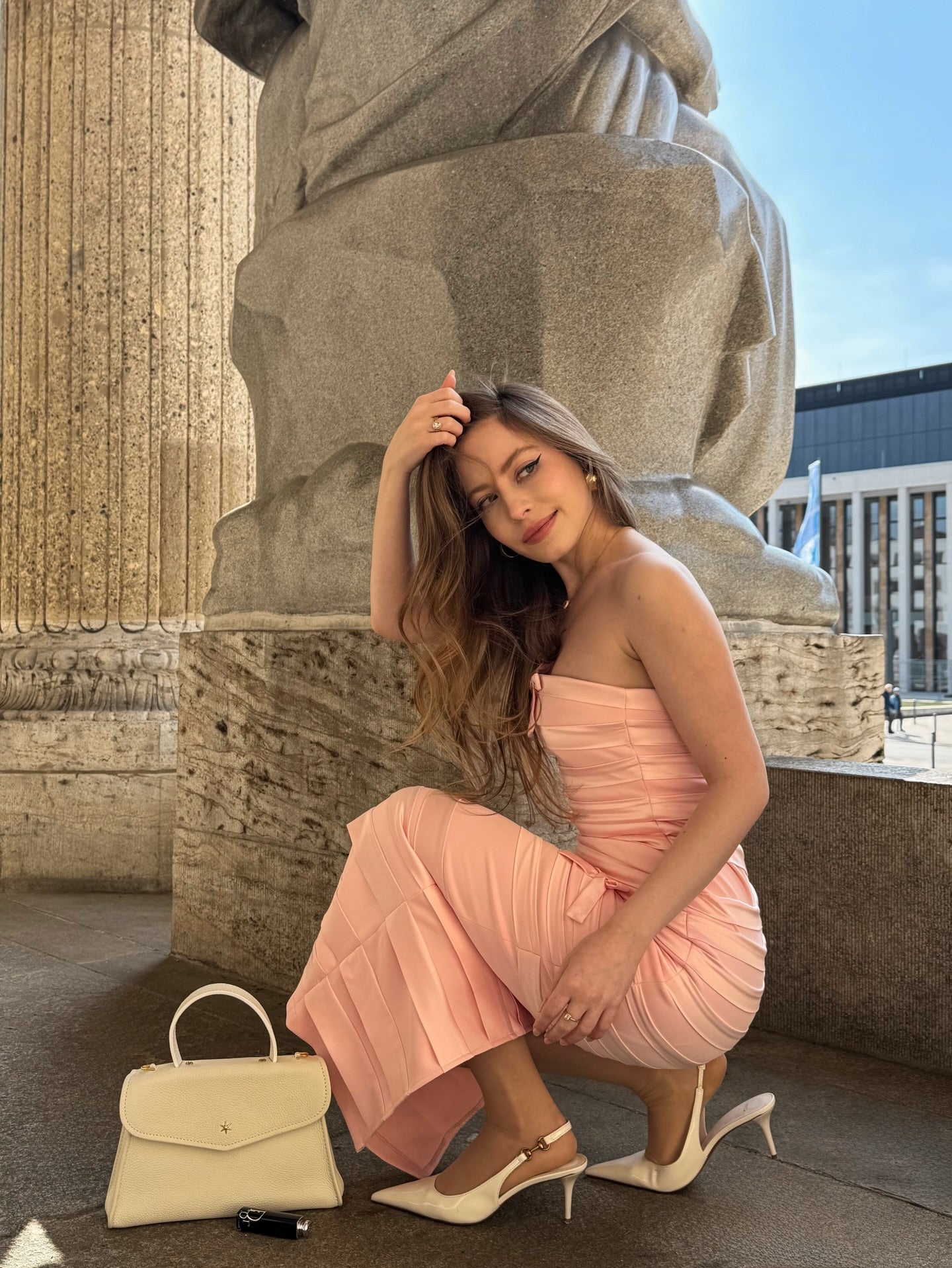 Gayu Sleeveless Bow Wrinkles Midi Dress	