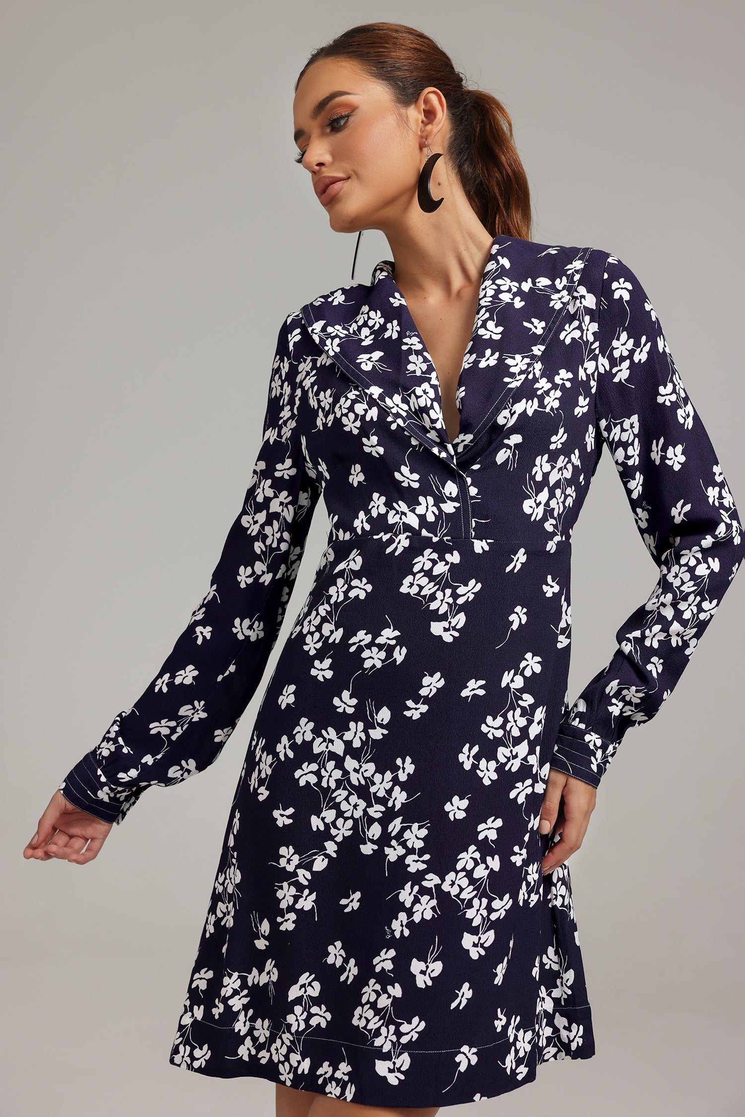 Korasa V-Neck Floral Printed Dress	