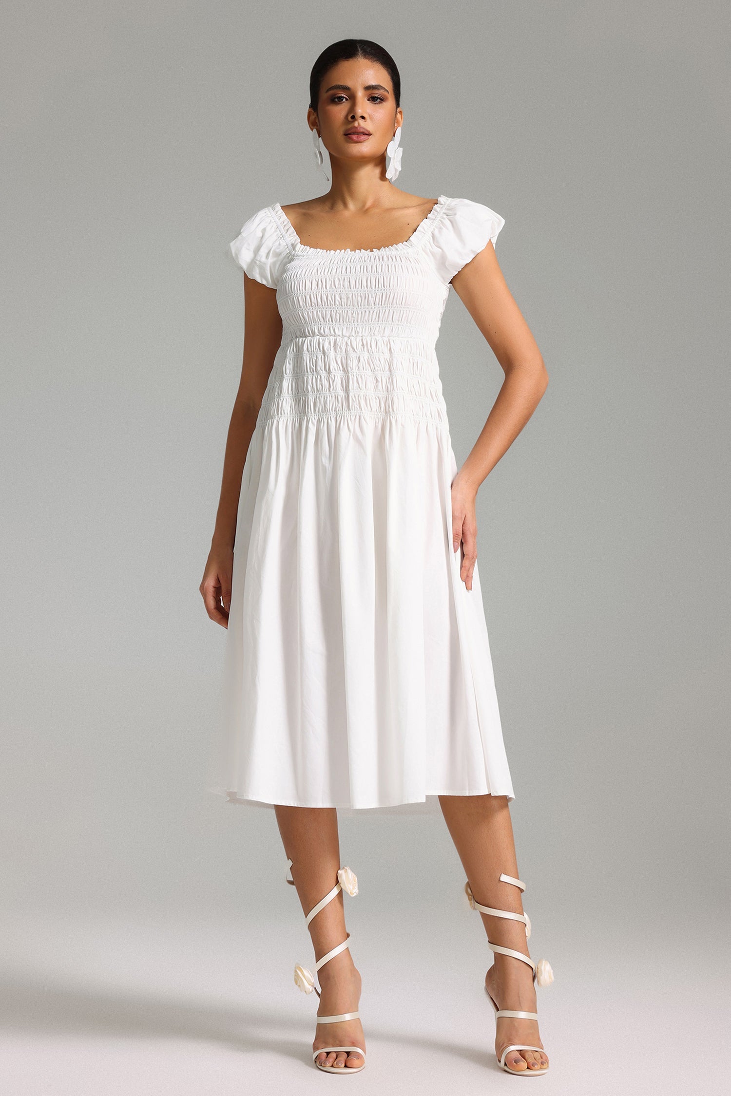 Quinn Puff Sleeves Midi Dress	