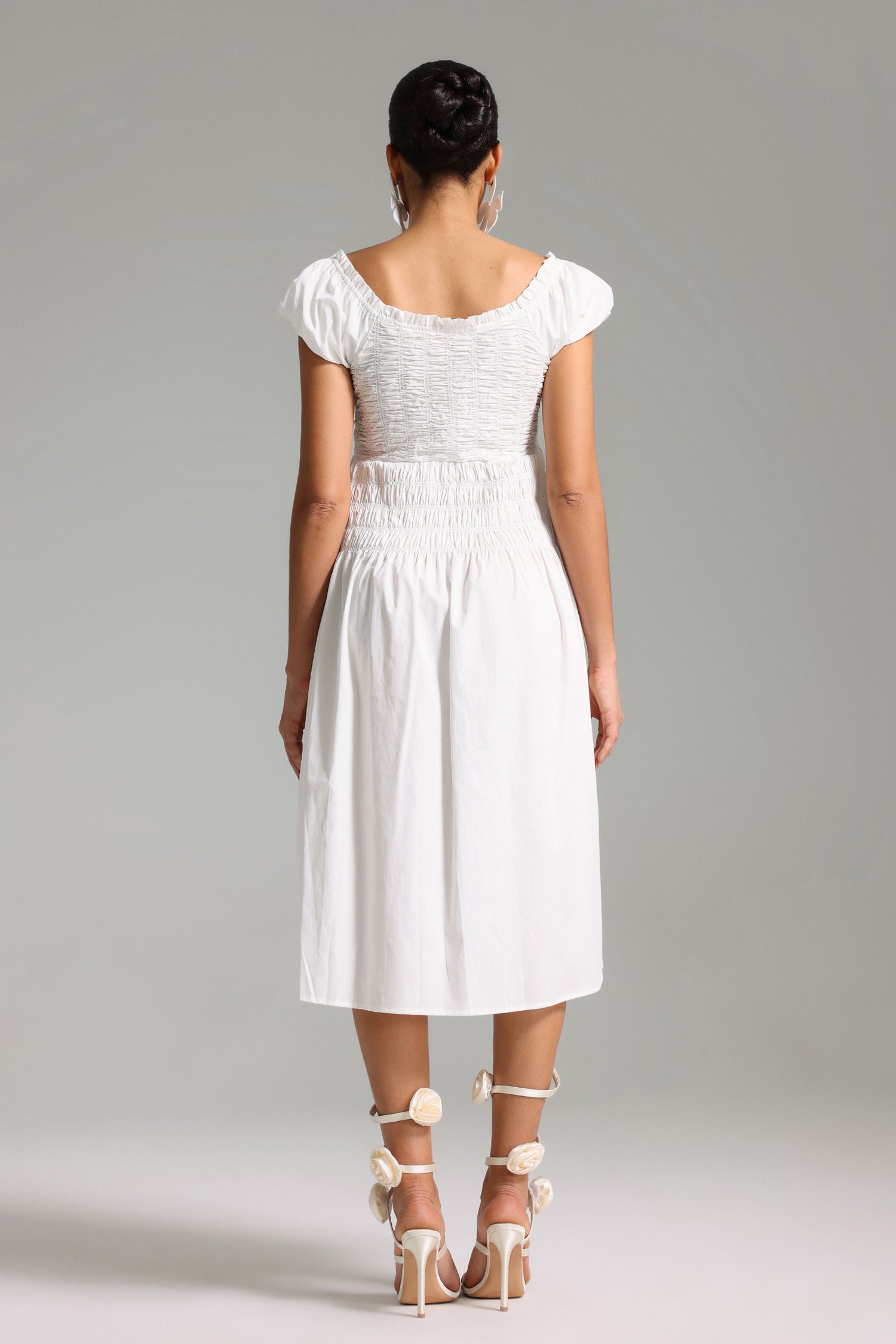 Quinn Puff Sleeves Midi Dress	